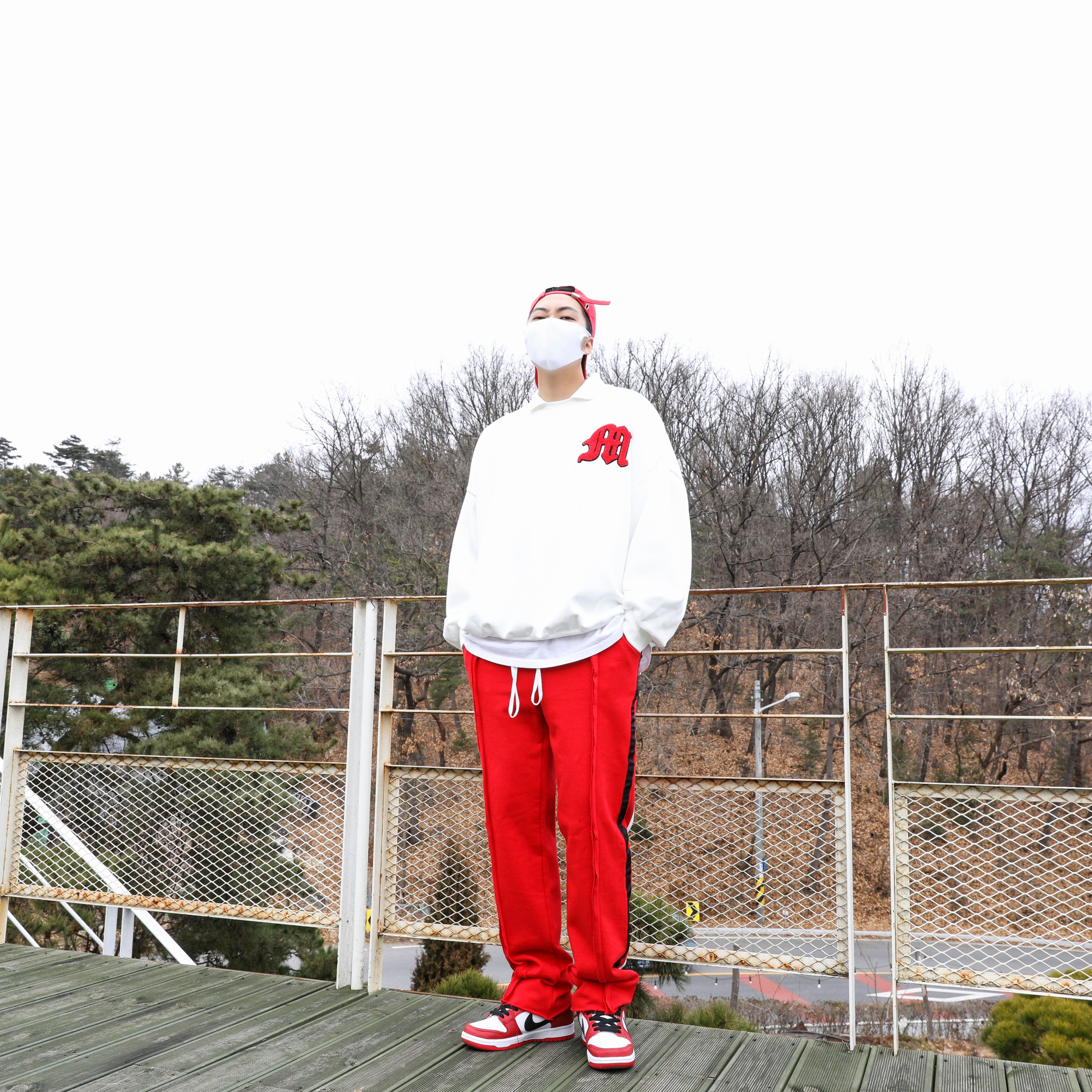 Nike SB Dunk Low Pro Chicago 착용 스타일 - 1