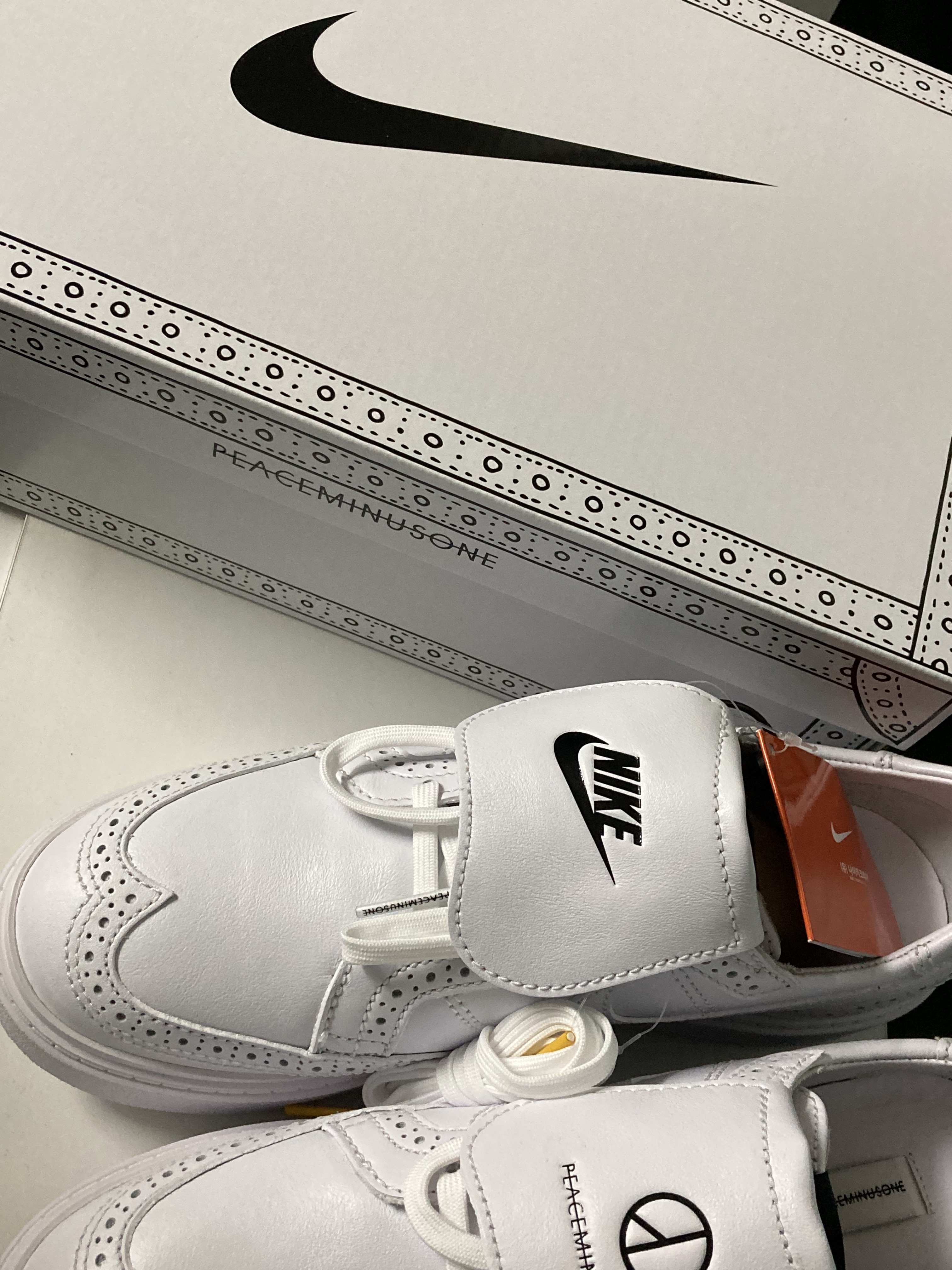 Nike x Peaceminusone Kwondo1 White 착용 스타일 - 1