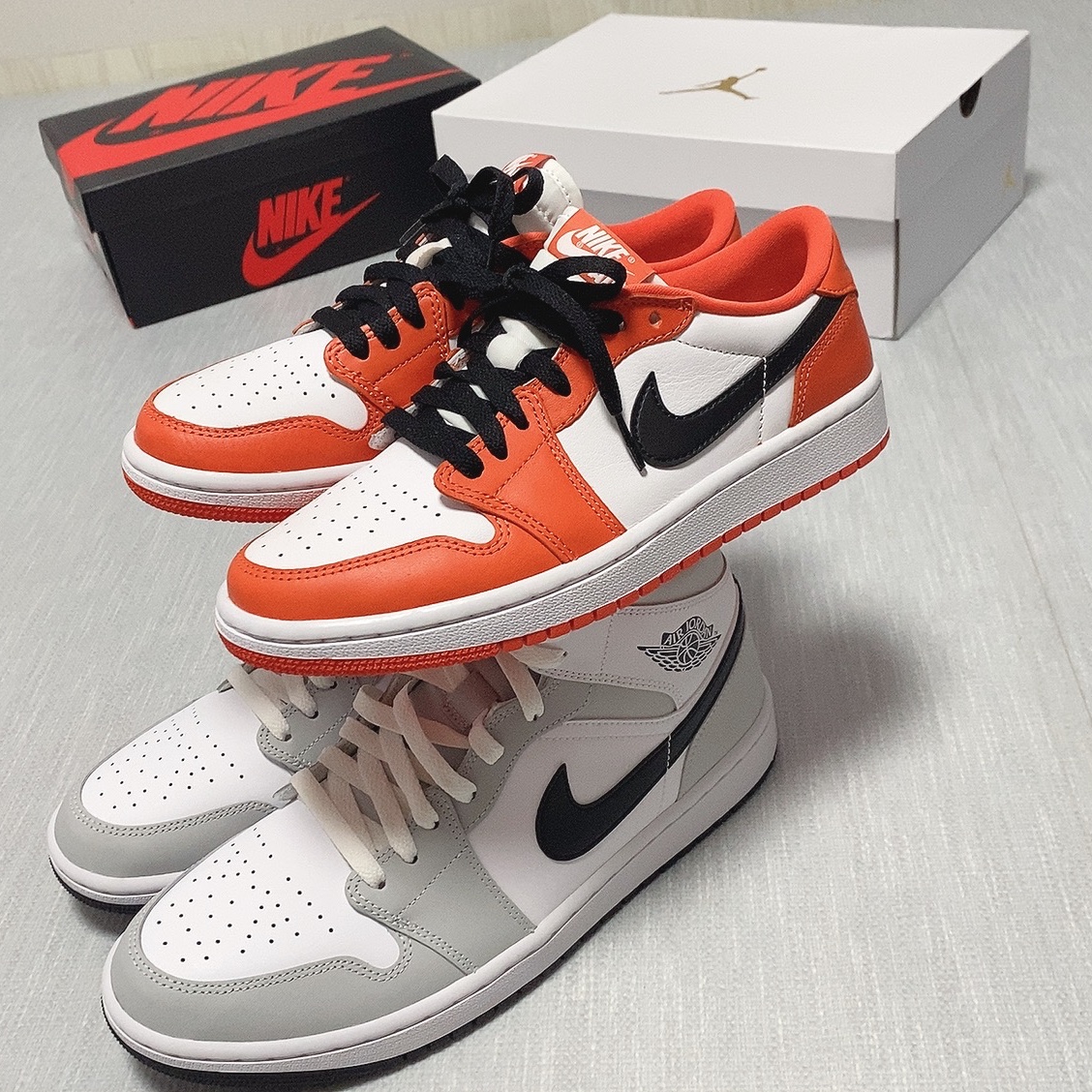 (W) Jordan 1 Mid Grey Fog, (W) Jordan 1 Low OG Starfish 착용 스타일