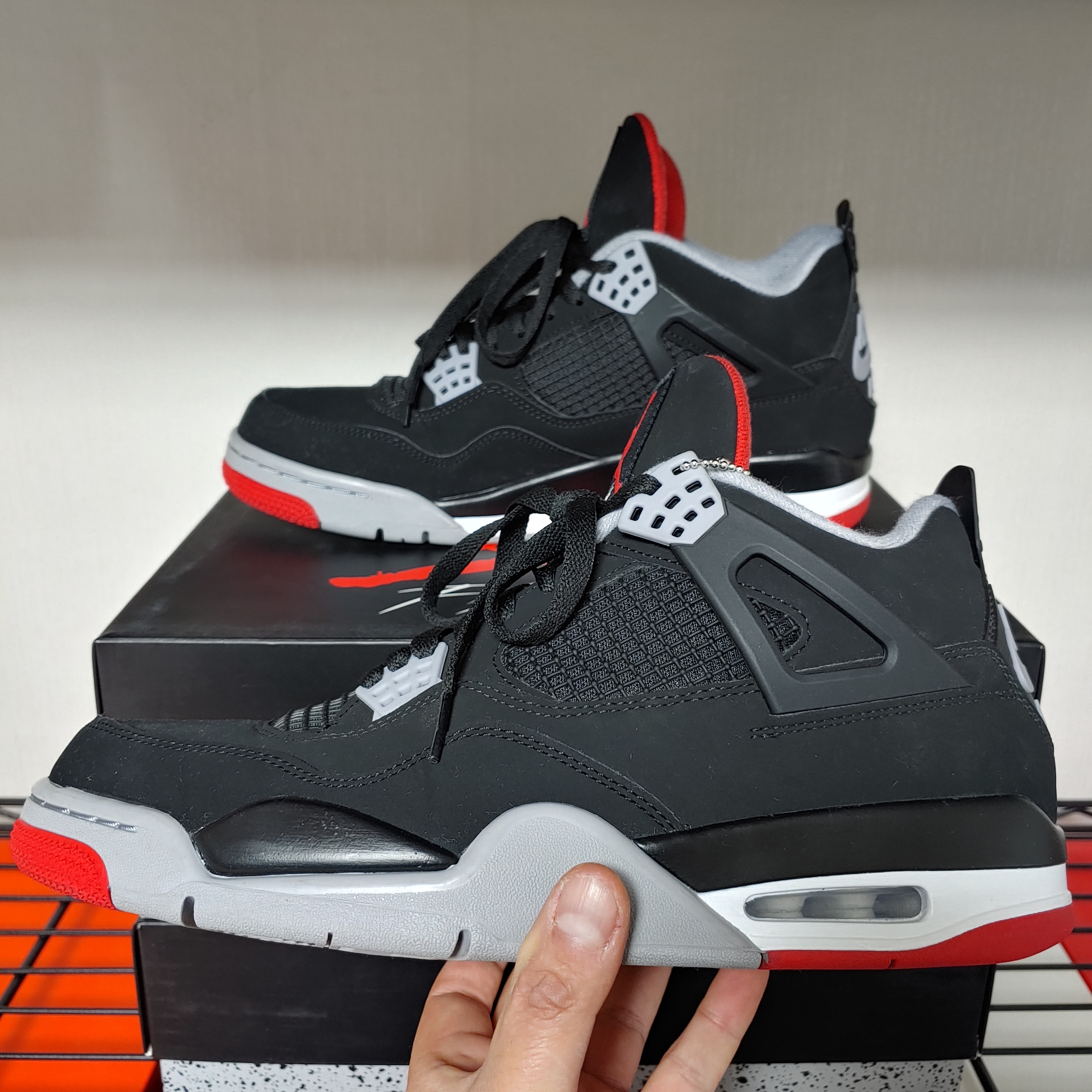 Jordan 4 Retro Bred 2019 착용 스타일 - 2
