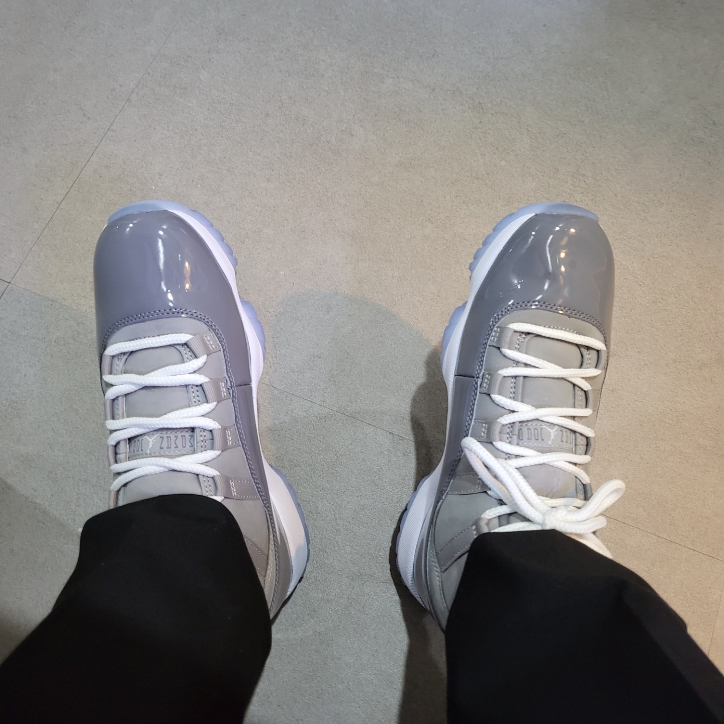 Jordan 11 Retro Cool Grey 2021 착용 스타일 - 5