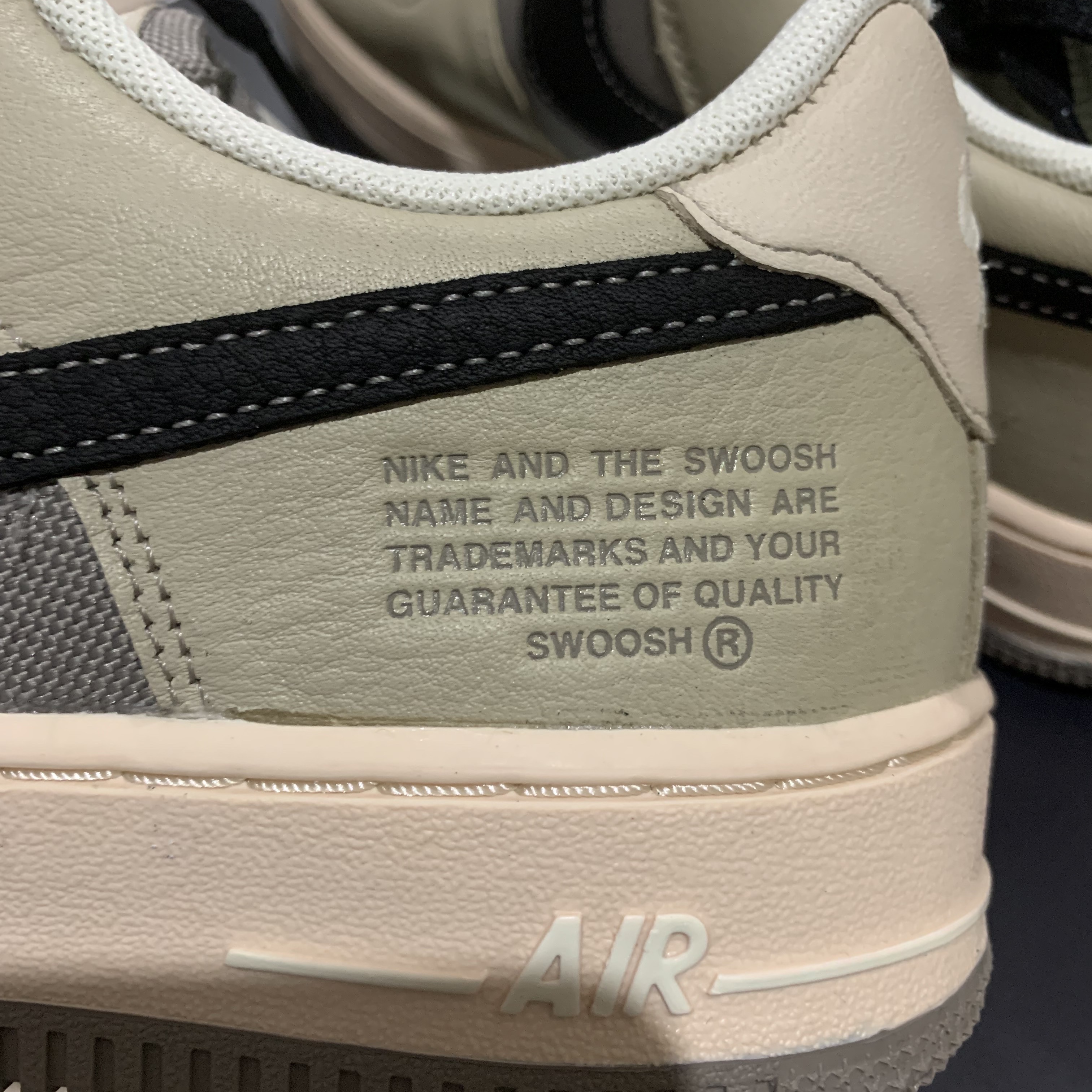 Nike Air Force 1 Low Gore-Tex Olive 착용 스타일 - 3