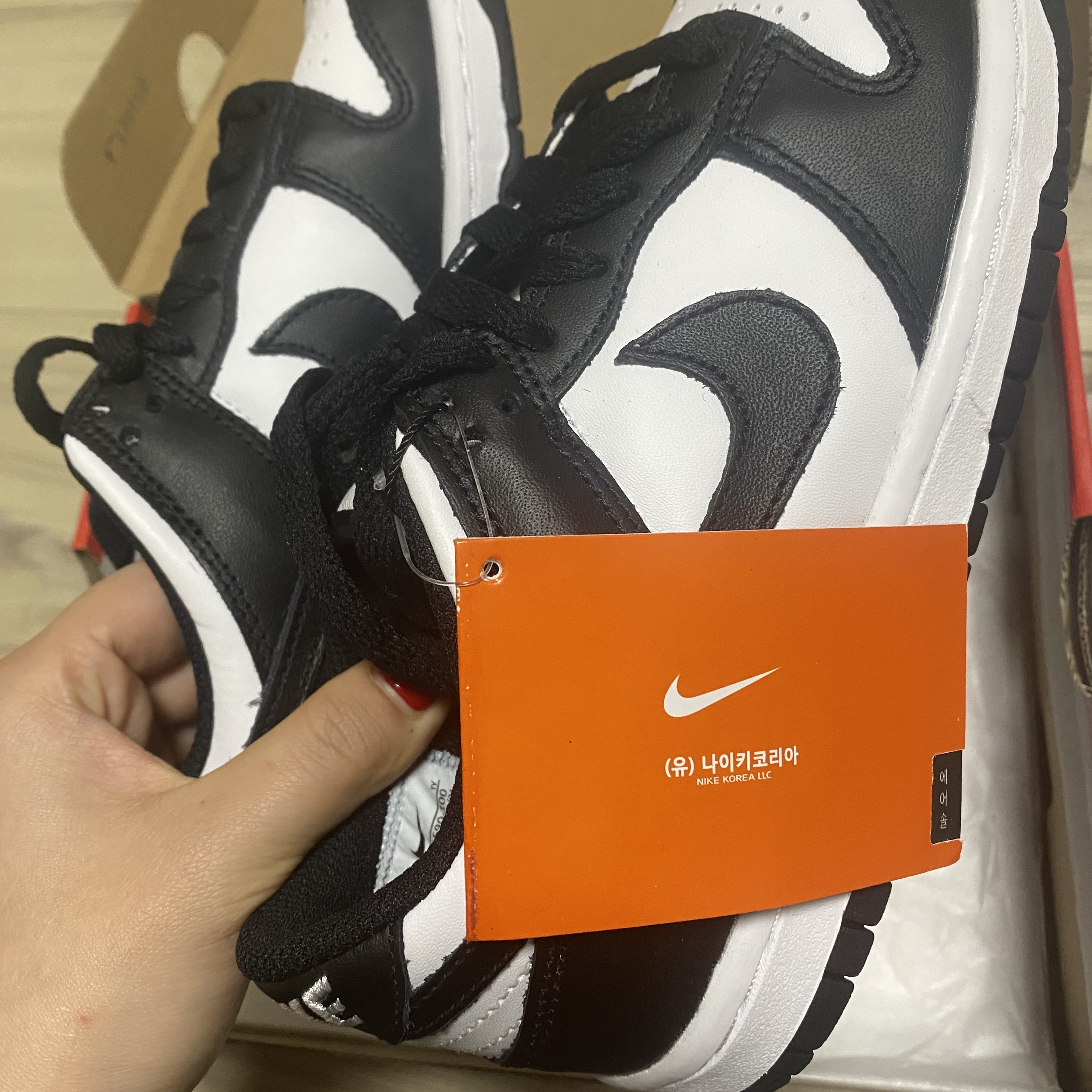 (W) Nike Dunk Low Black 착용 스타일