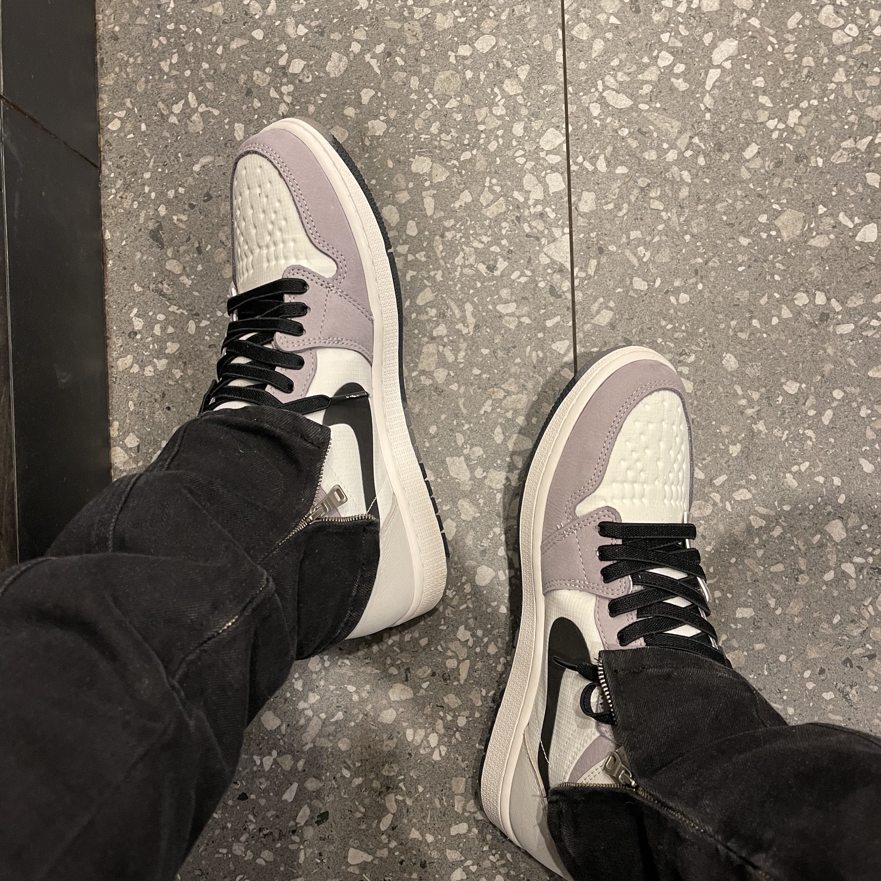 Jordan 1 Element Gore-Tex Sail 착용 스타일