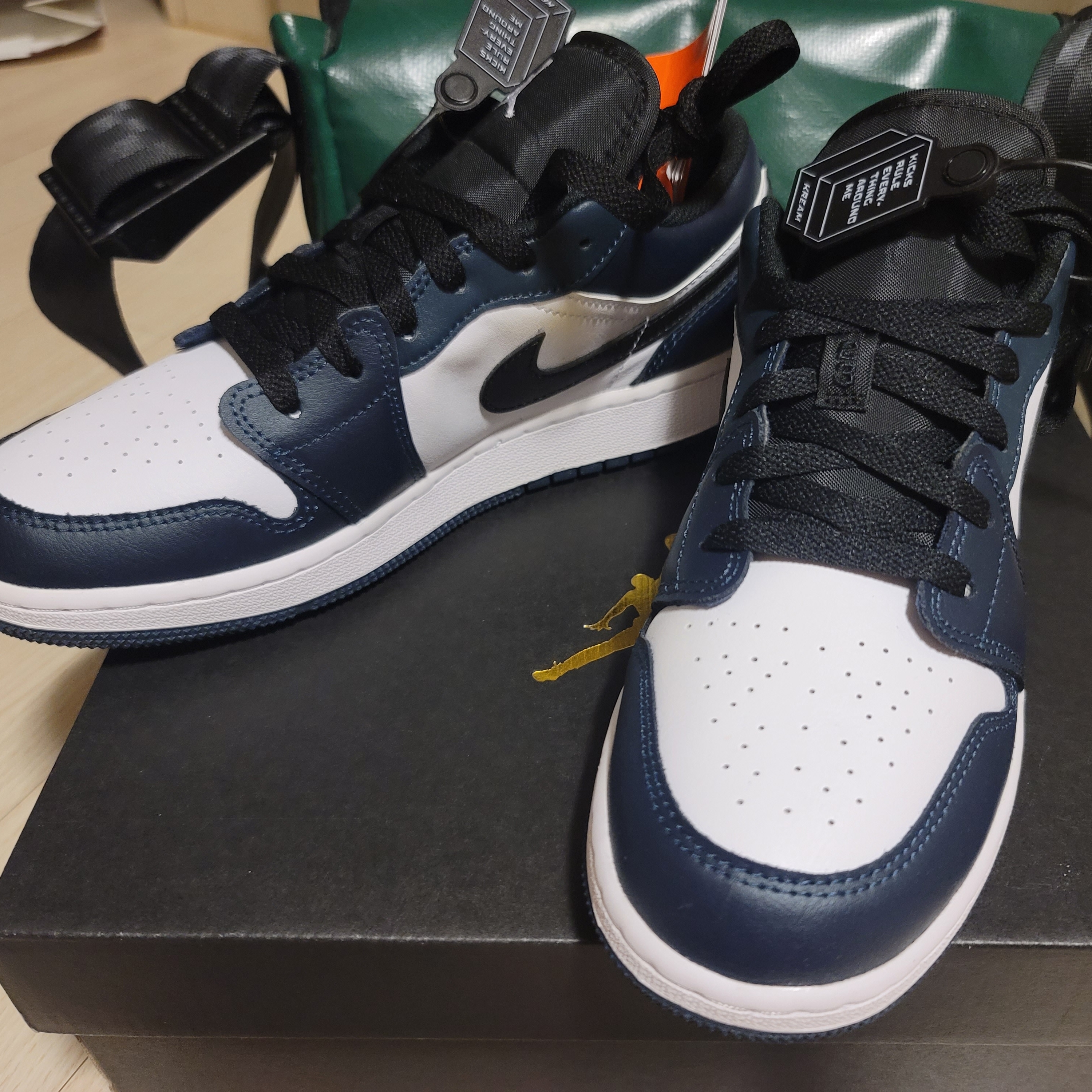 (GS) Jordan 1 Low Armory Navy 착용 스타일