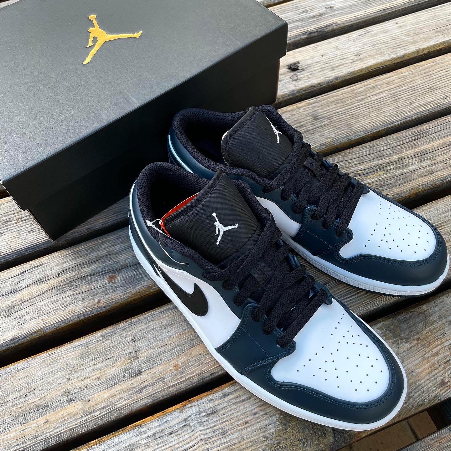 Jordan 1 Low Dark Teal 착용 스타일