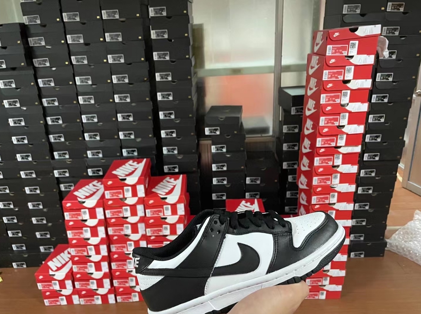 Nike Dunk Low Retro Black 착용 스타일