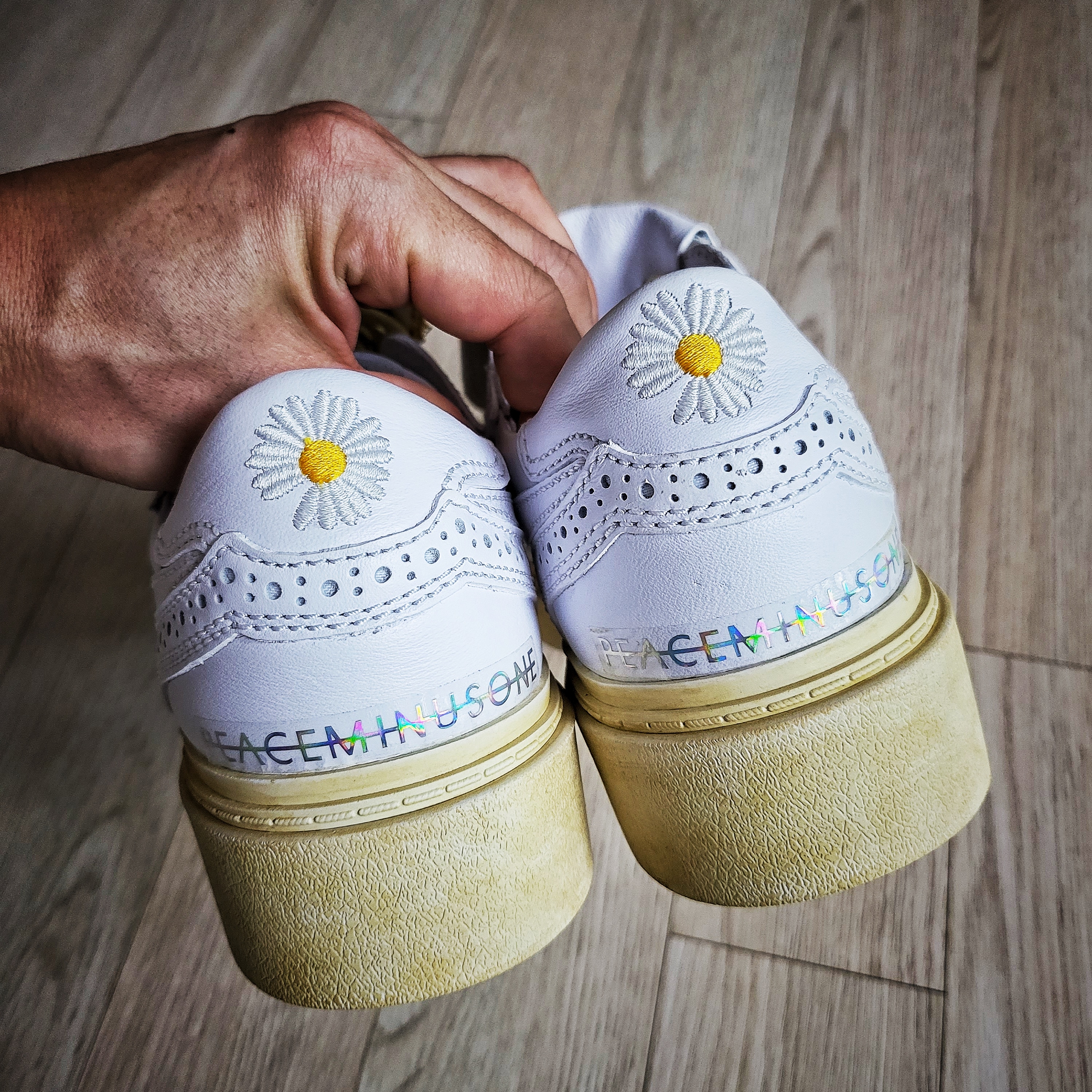 Nike x Peaceminusone Kwondo1 White 착용 스타일 - 4