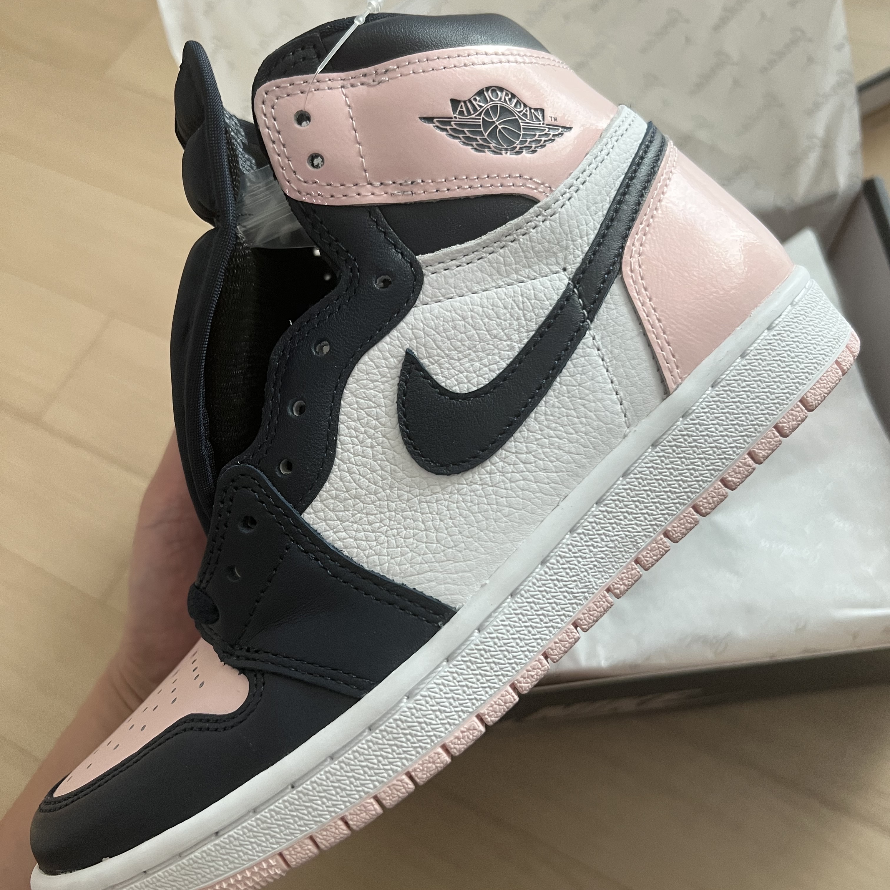 (W) Jordan 1 Retro High OG Atmosphere 착용 스타일