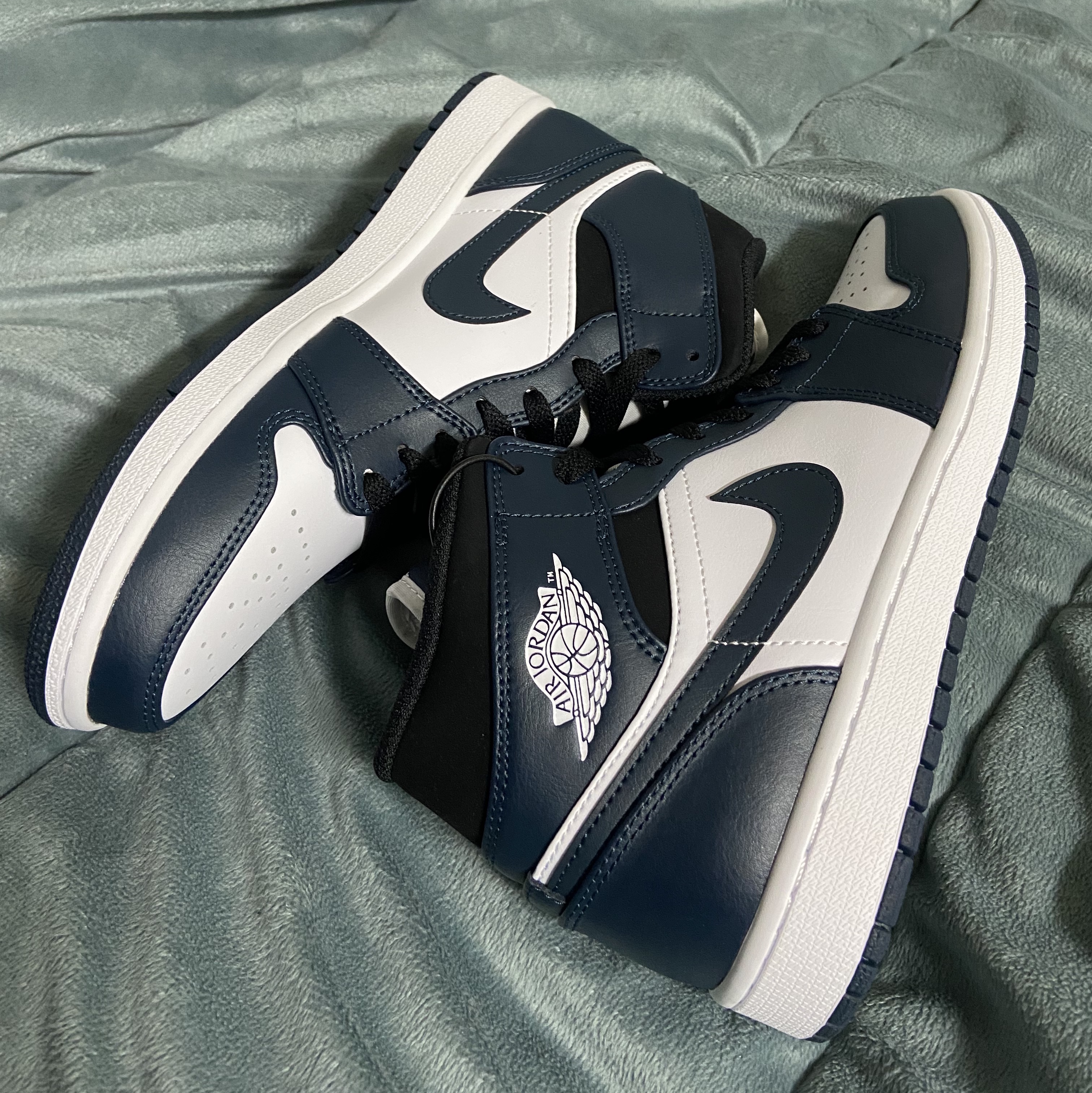 Jordan 1 Mid Dark Teal 착용 스타일 - 1