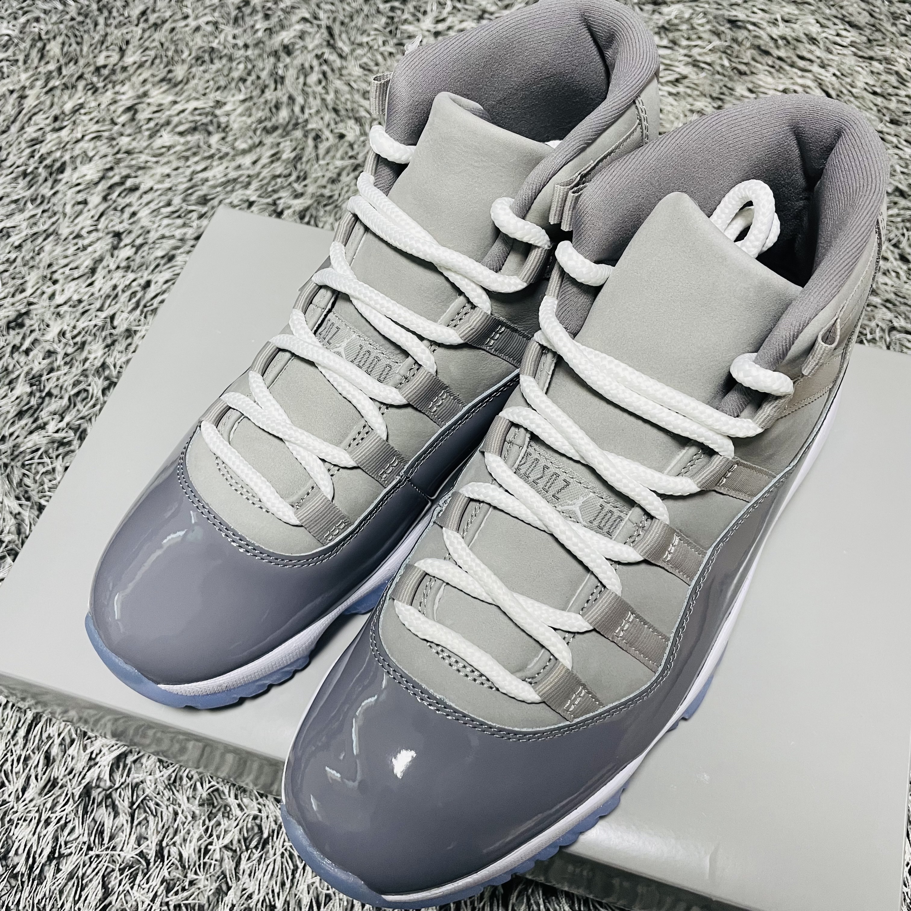 Jordan 11 Retro Cool Grey 2021 착용 스타일 - 2