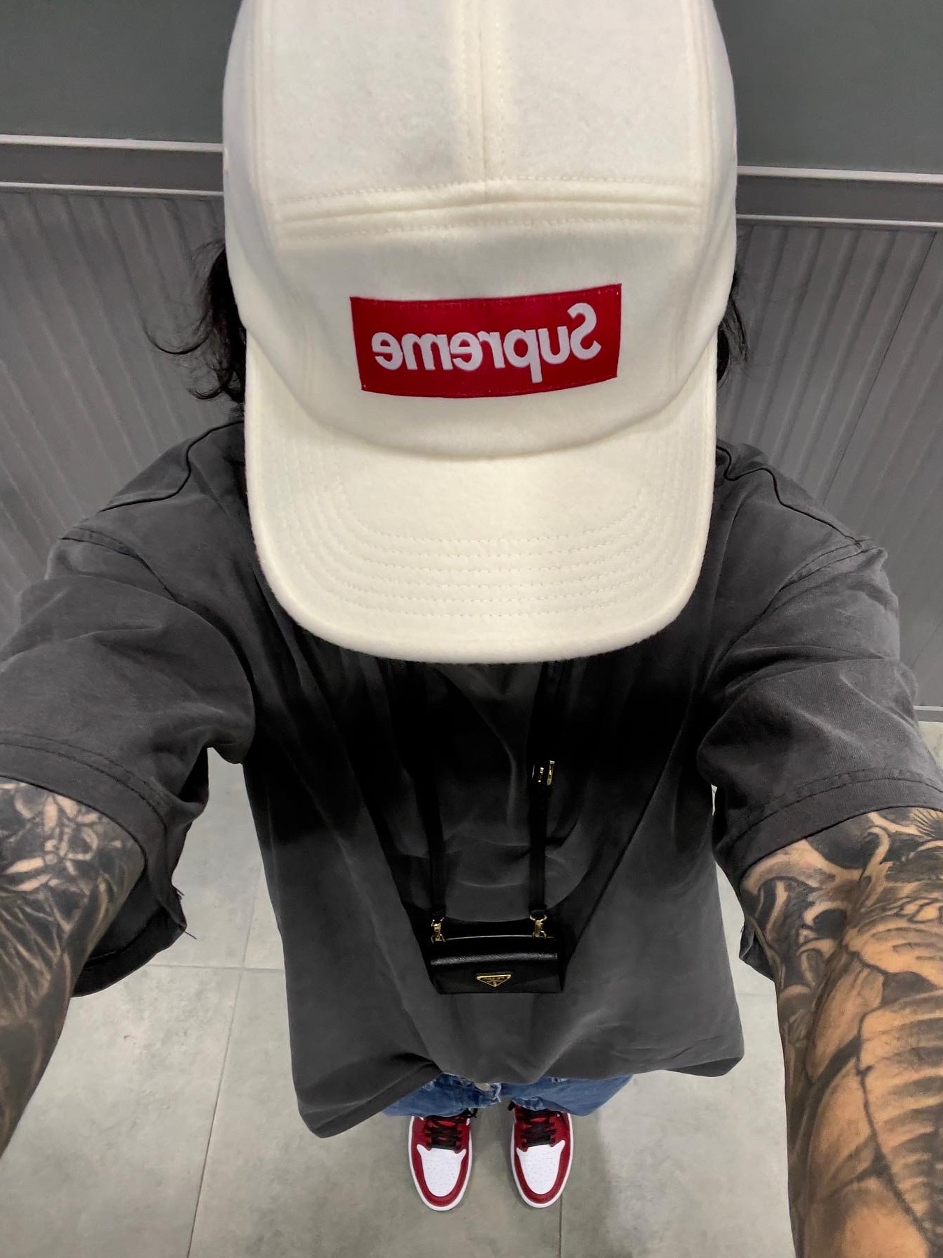 Supreme Wool Camp Cap White - 21FW, (W) Jordan 1 Retro High Satin Red 착용 스타일 - 1