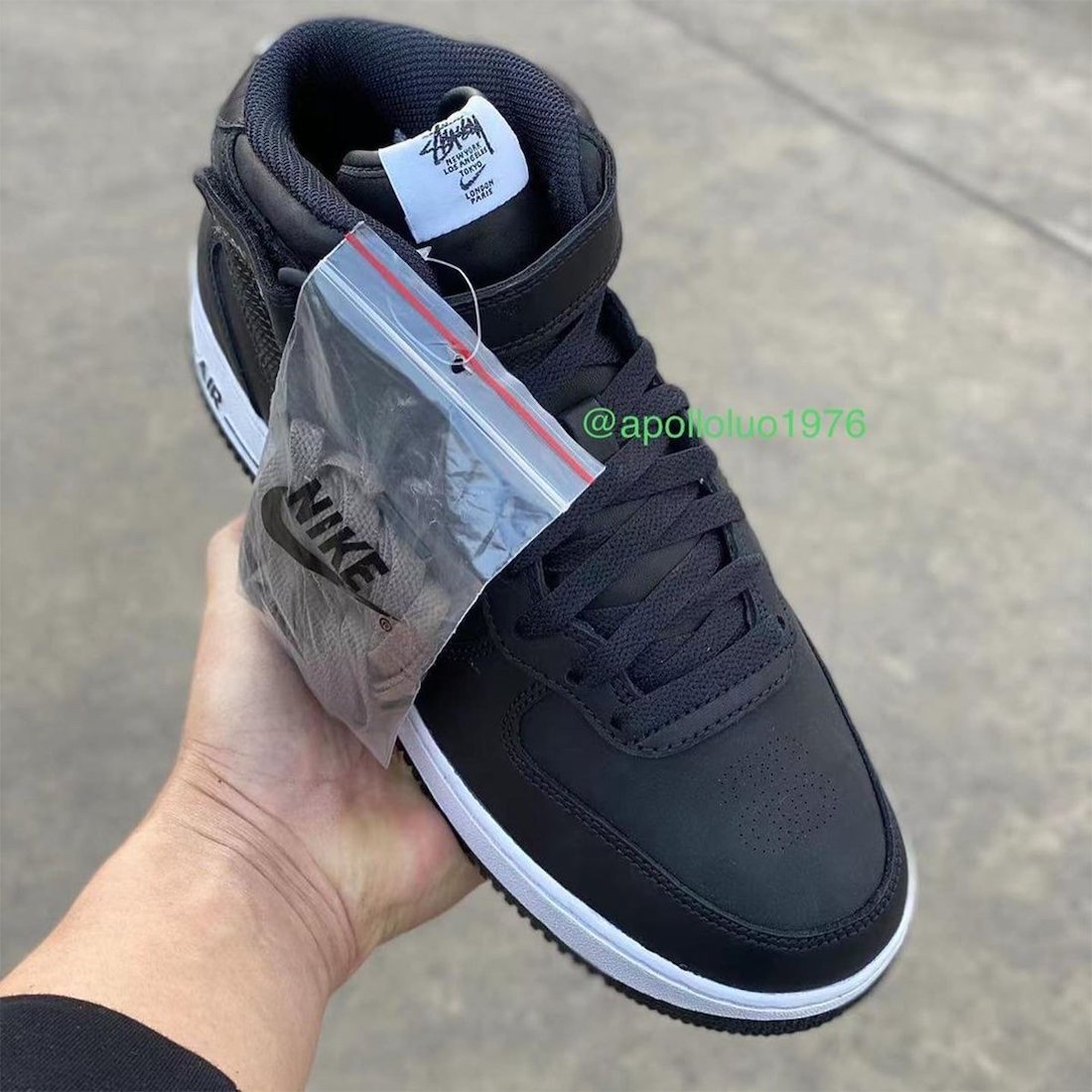 Nike x Stussy Air Force 1 '07 Mid SP Black 착용 스타일 - 3