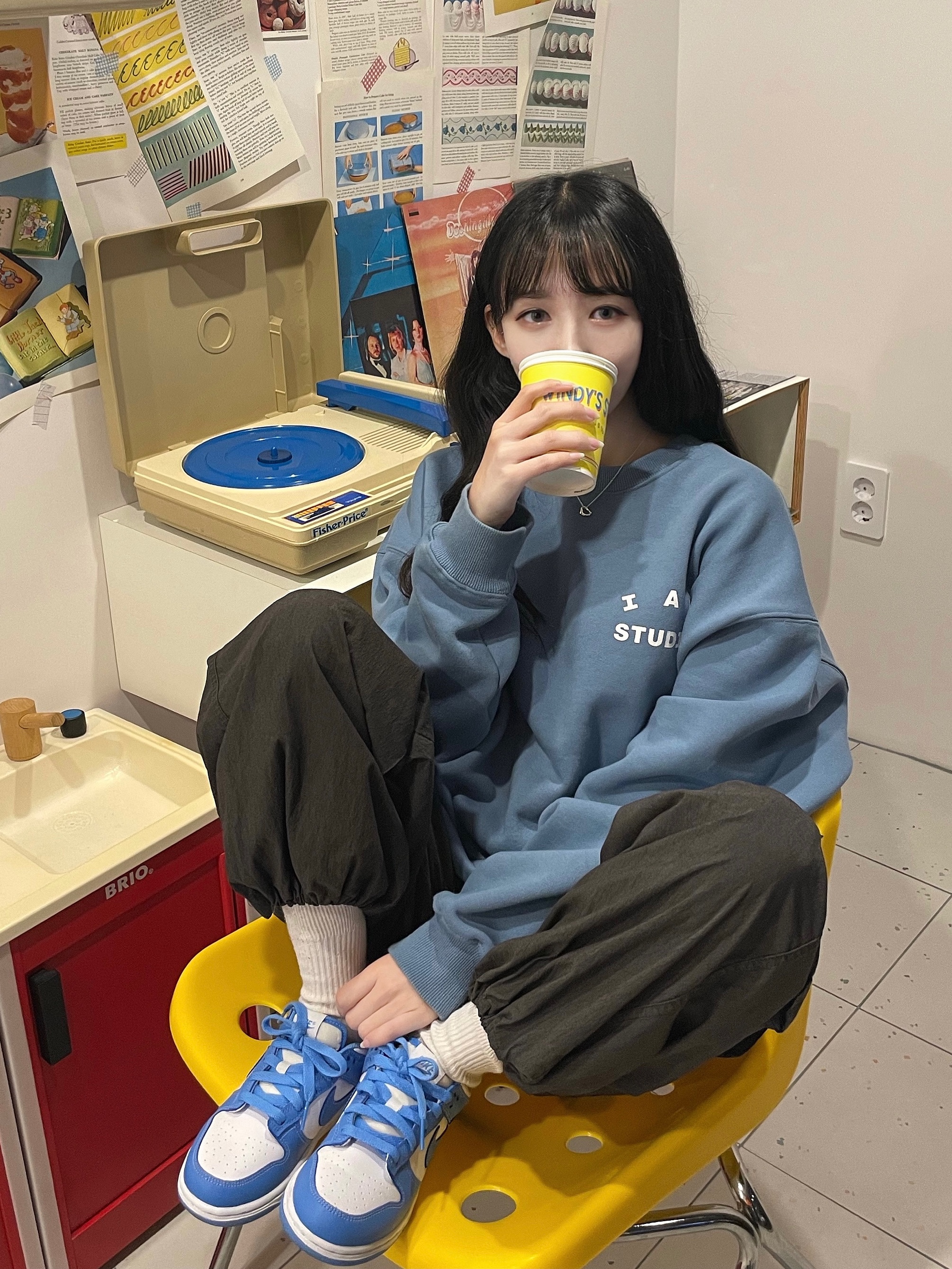 IAB Studio Crewneck Sky Blue, (PS) Nike Dunk Low University Blue 착용 스타일