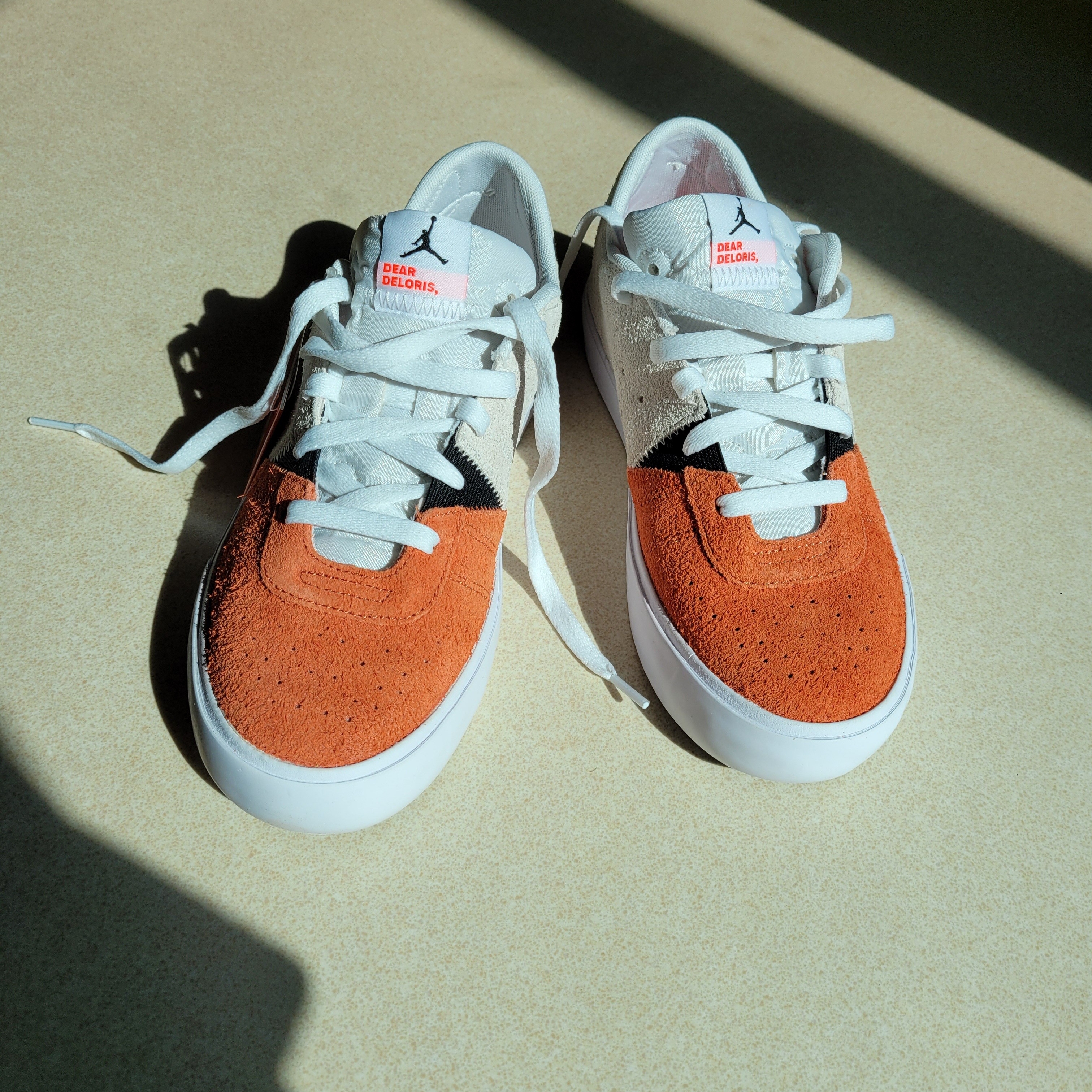 Jordan Series .02 Dear Deloris 착용 스타일 - 1