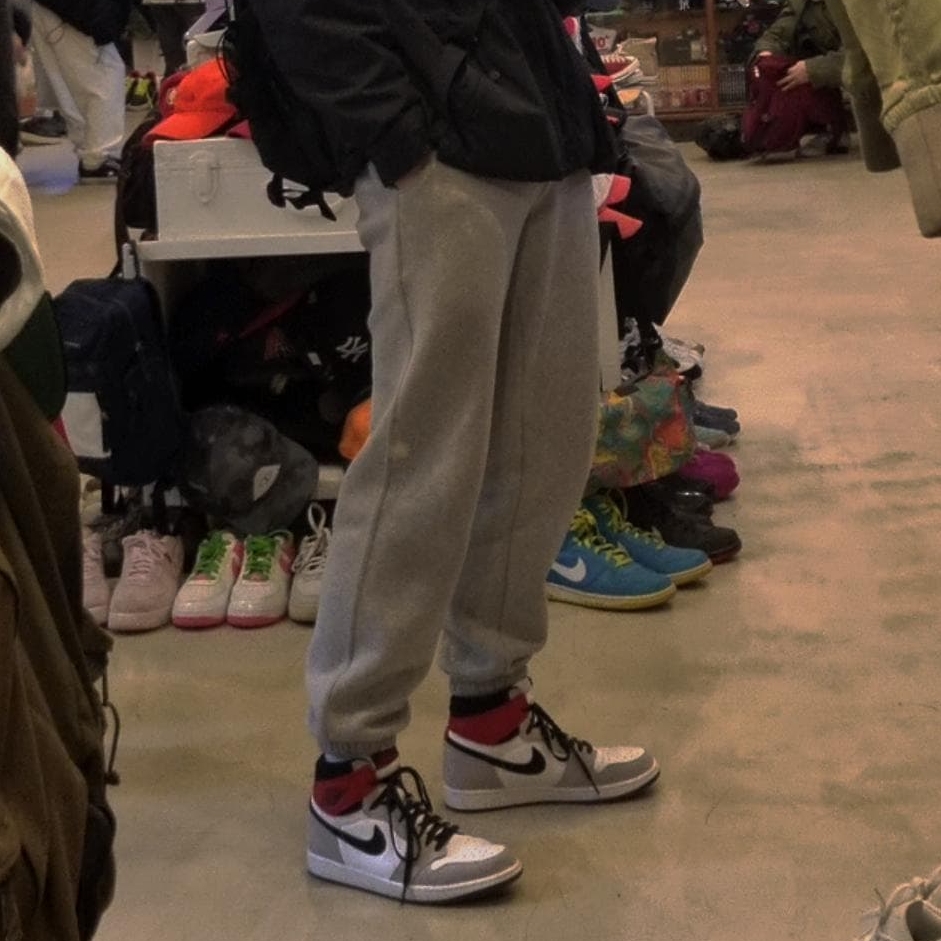 Jordan 1 Retro High OG Light Smoke Grey 착용 스타일