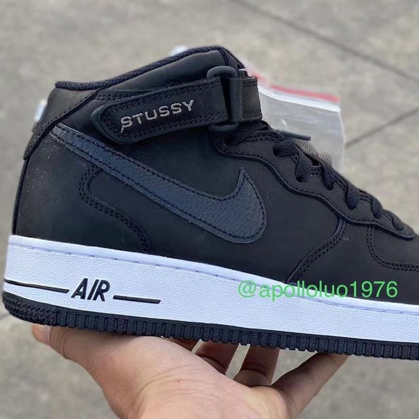 Nike x Stussy Air Force 1 '07 Mid SP Black 착용 스타일 - 2