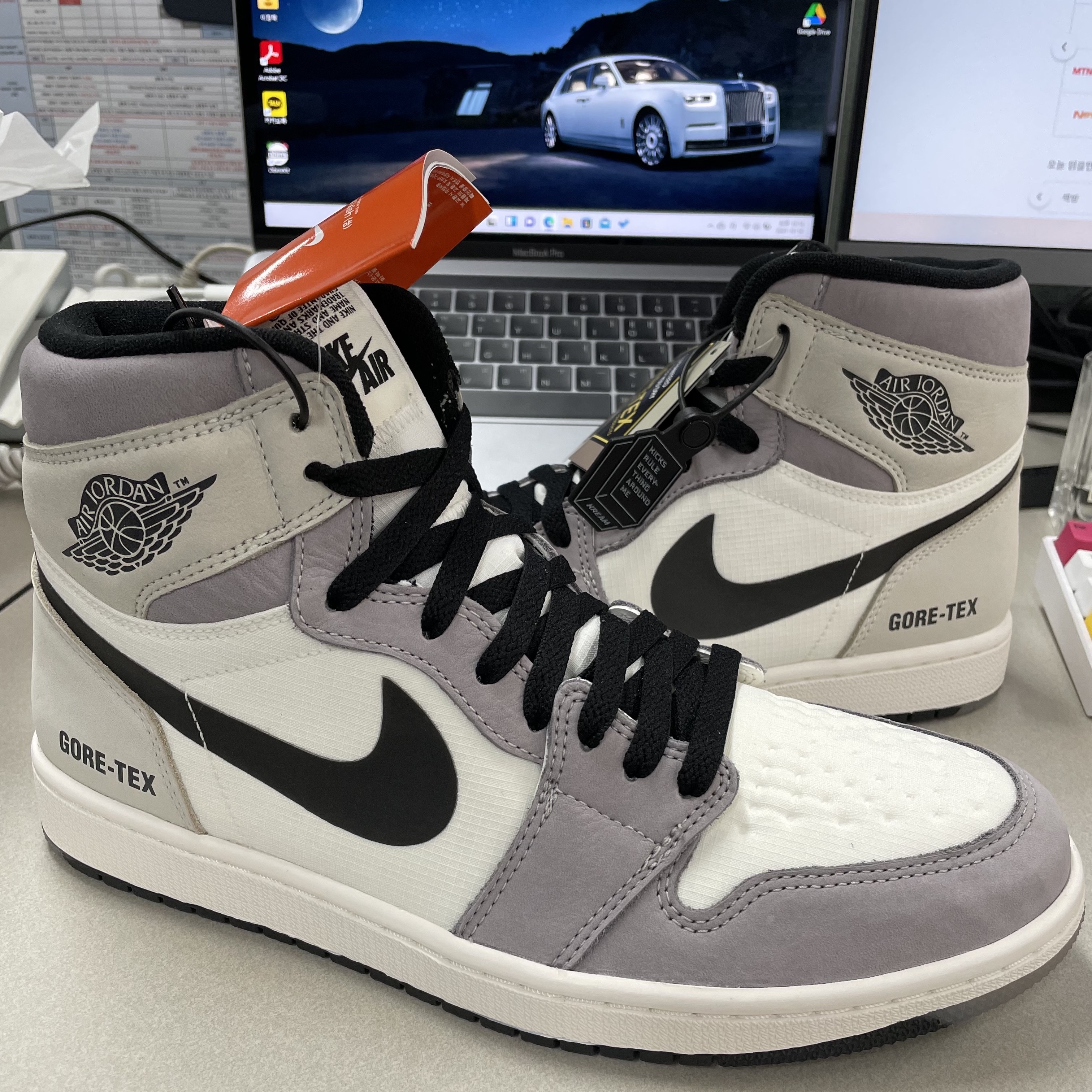 Jordan 1 Element Gore-Tex Sail 착용 스타일