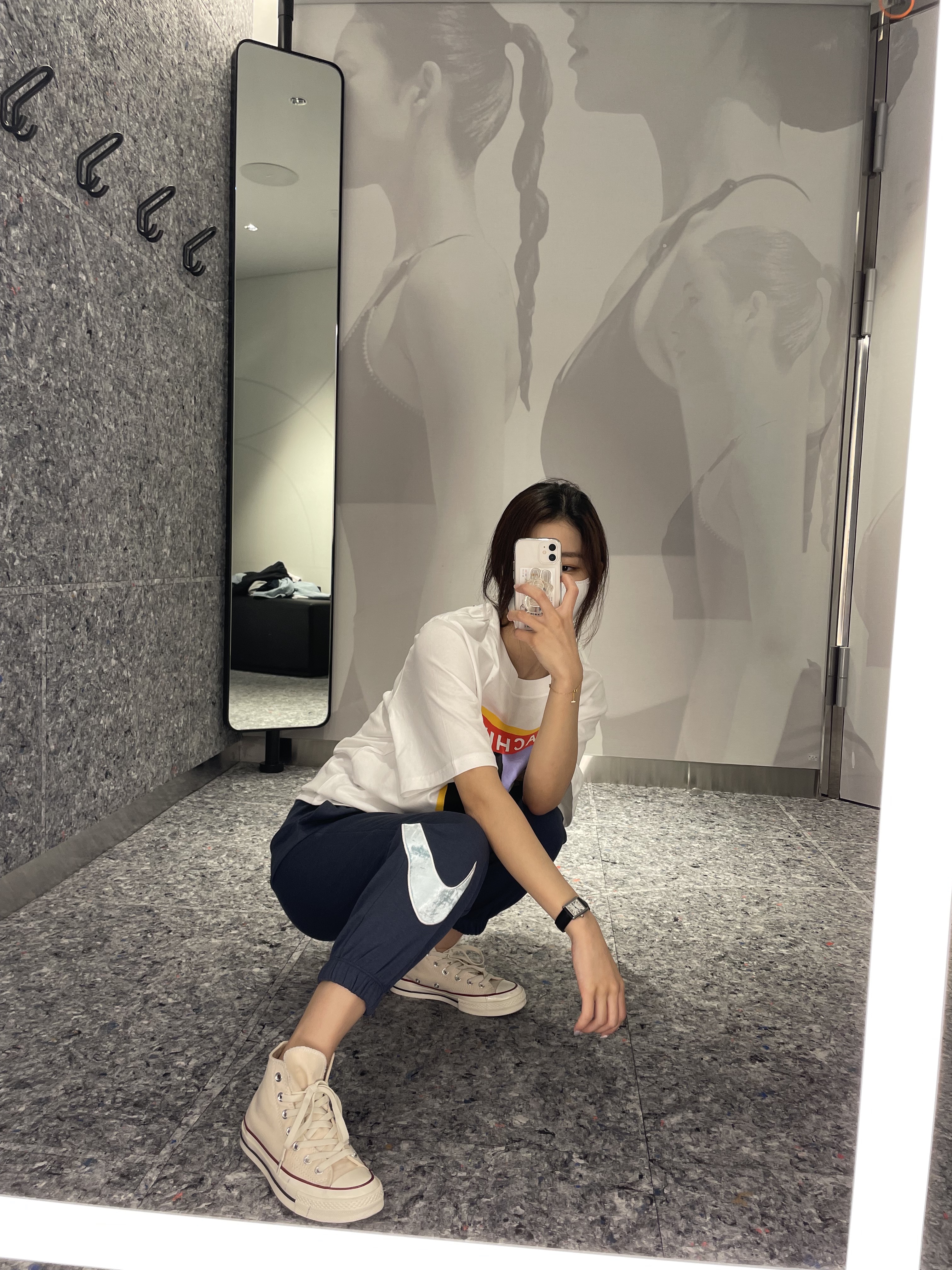 Converse Chuck 70 High Parchment 착용 스타일 - 2