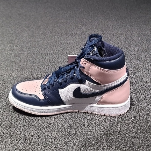 (W) Jordan 1 Retro High OG Atmosphere 착용 스타일