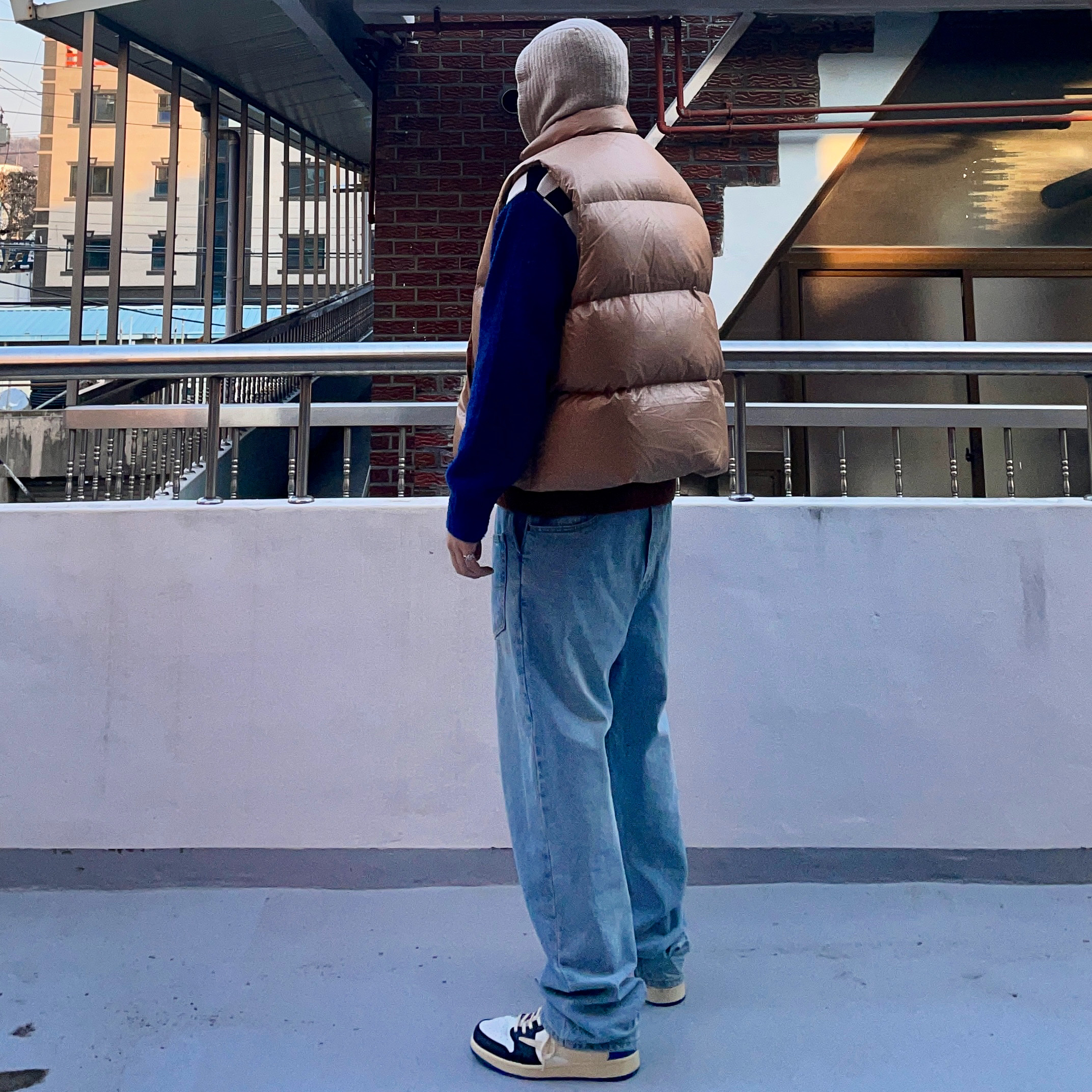 Jordan 1 x Travis Scott x Fragment Retro Low OG SP Military Blue 착용 스타일