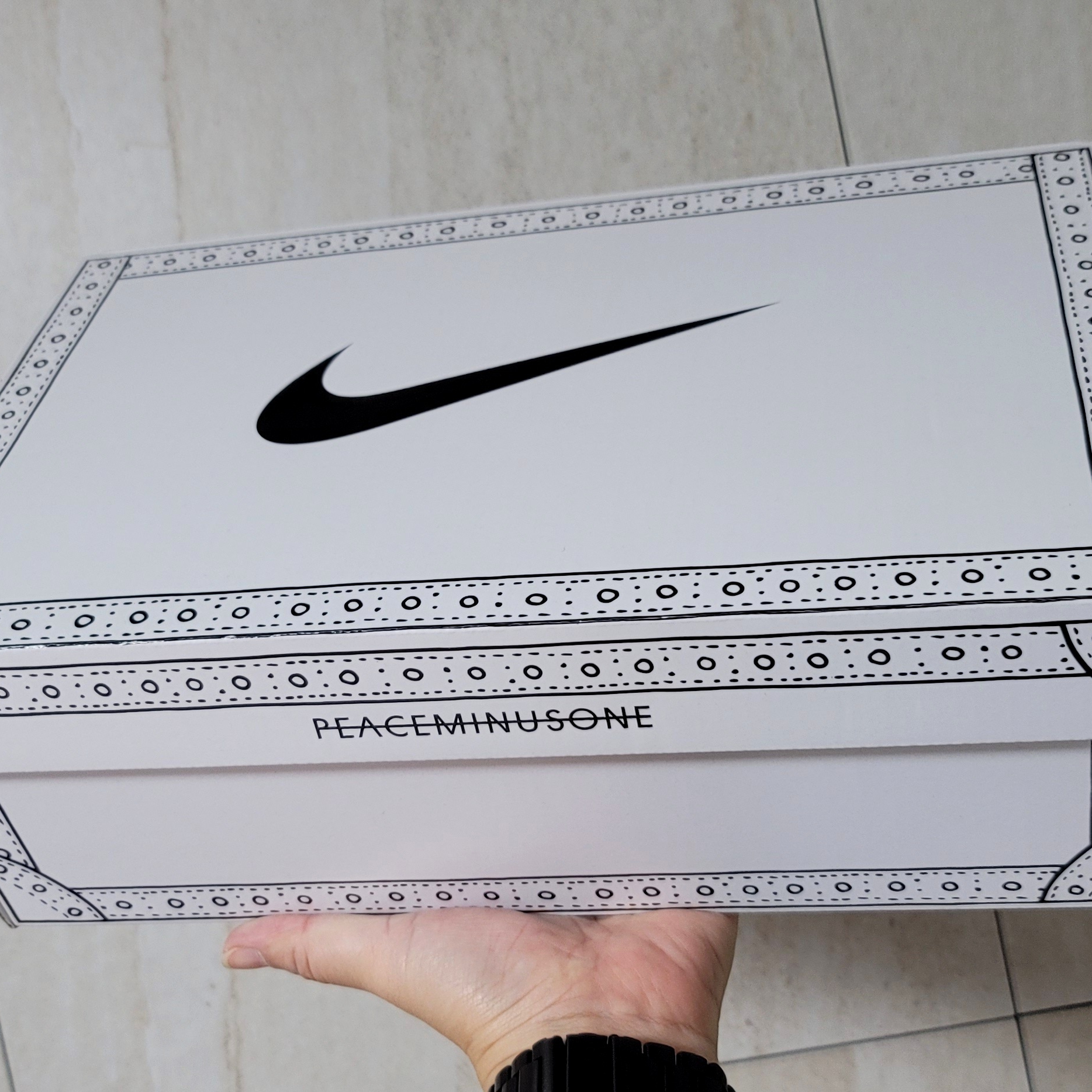 Nike x Peaceminusone Kwondo1 White 착용 스타일 - 5