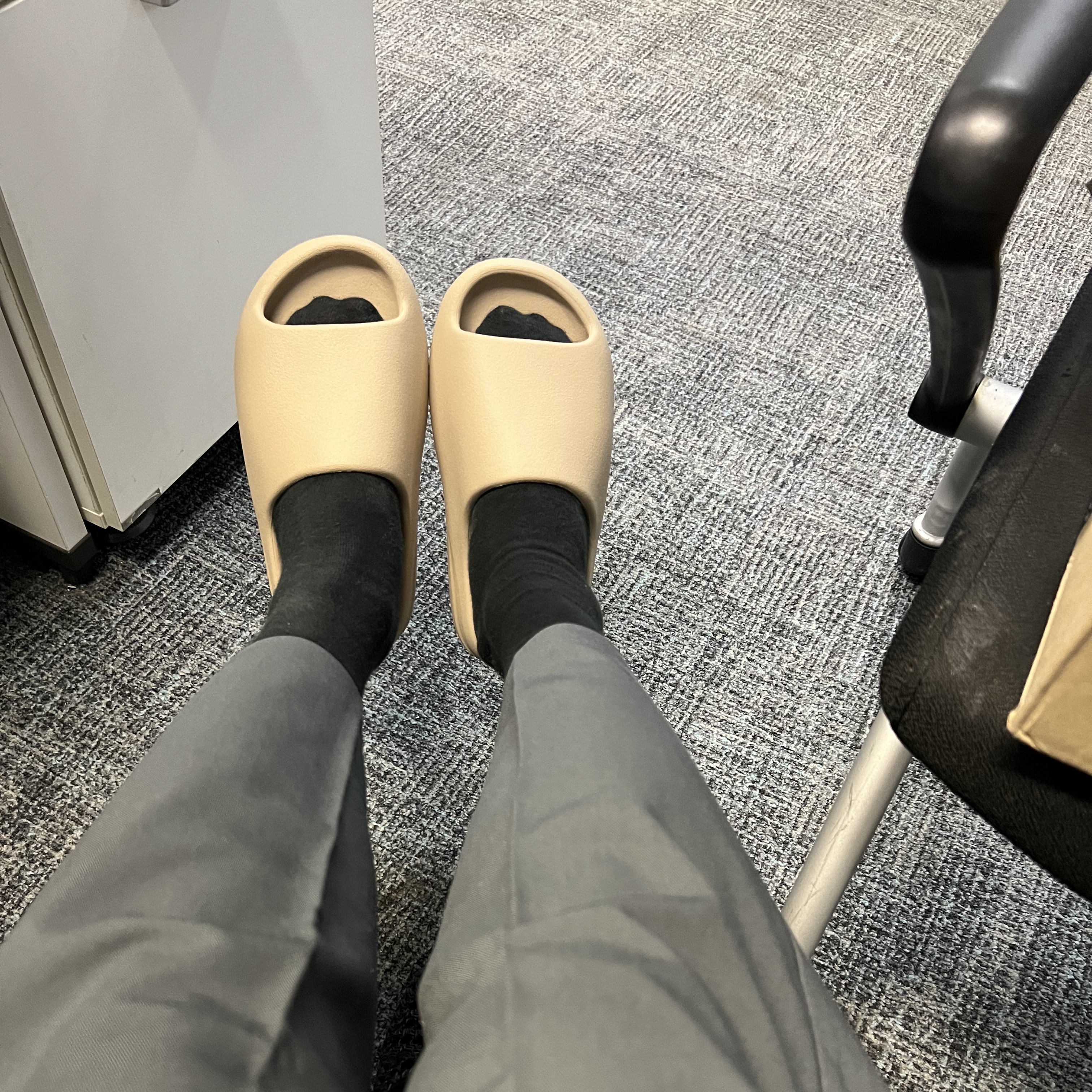 Adidas Yeezy Slide Pure - Re-Release Ver. 착용 스타일