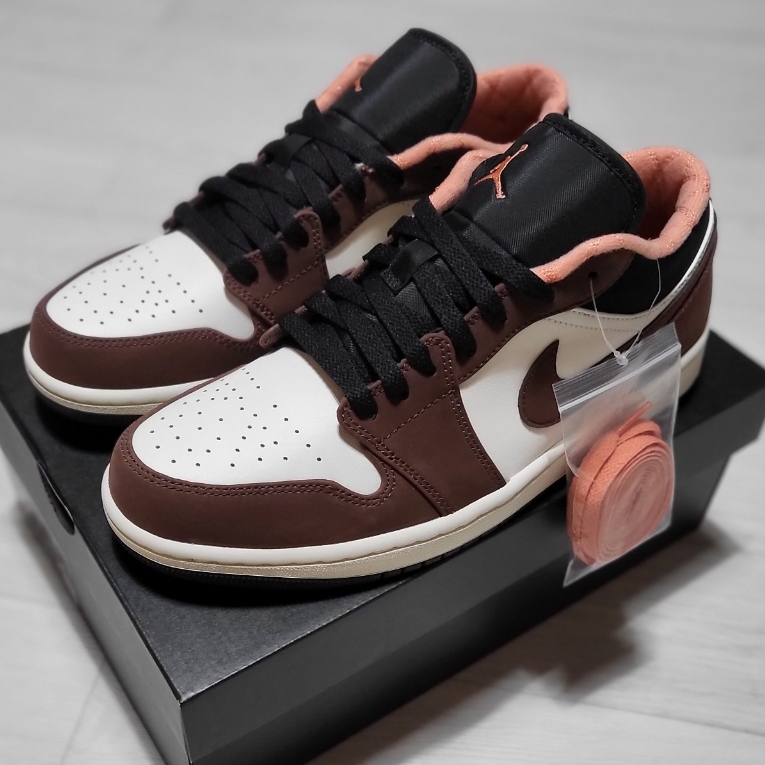 Jordan 1 Low SE Chocolate Bliss 착용 스타일 - 2