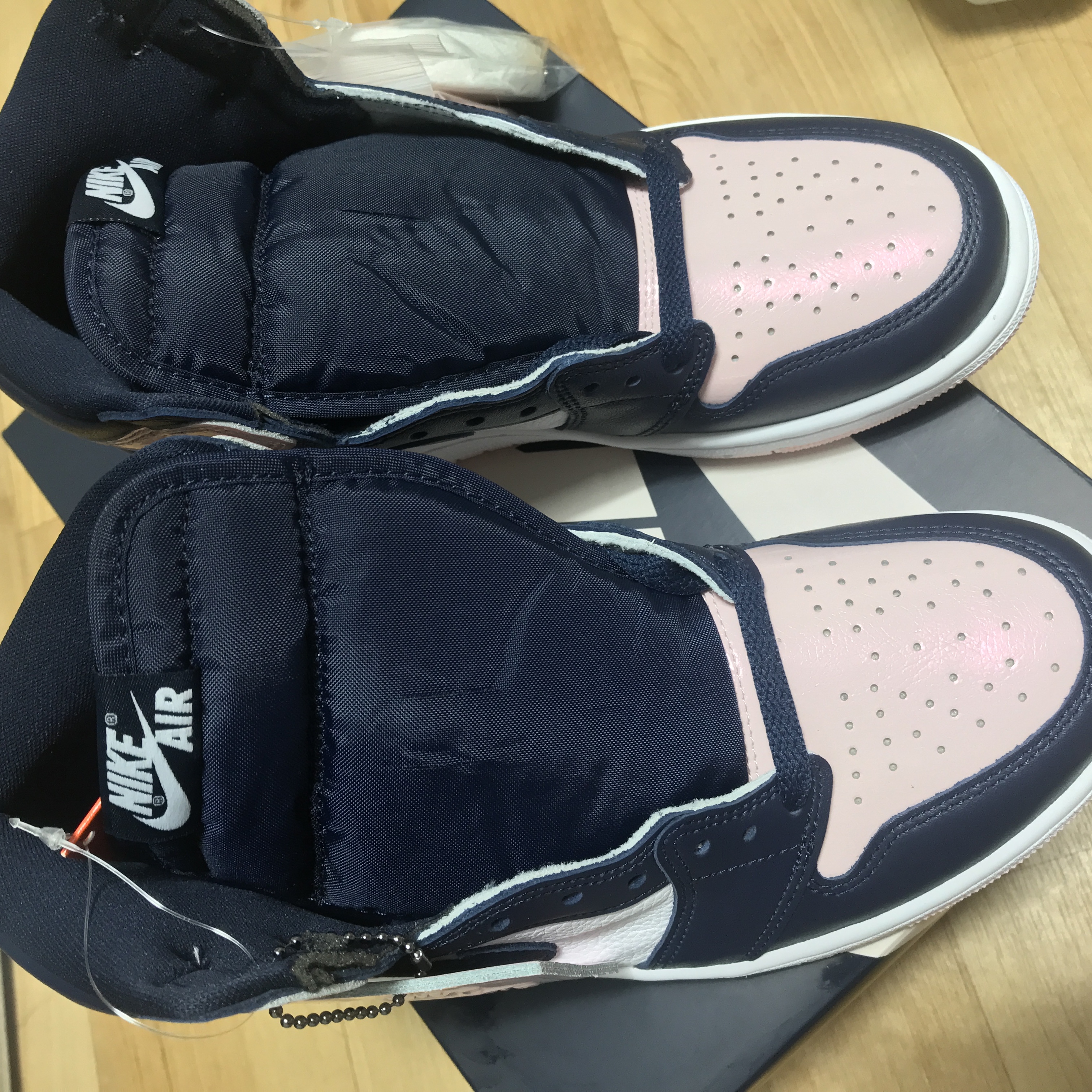(W) Jordan 1 Retro High OG Atmosphere 착용 스타일 - 5