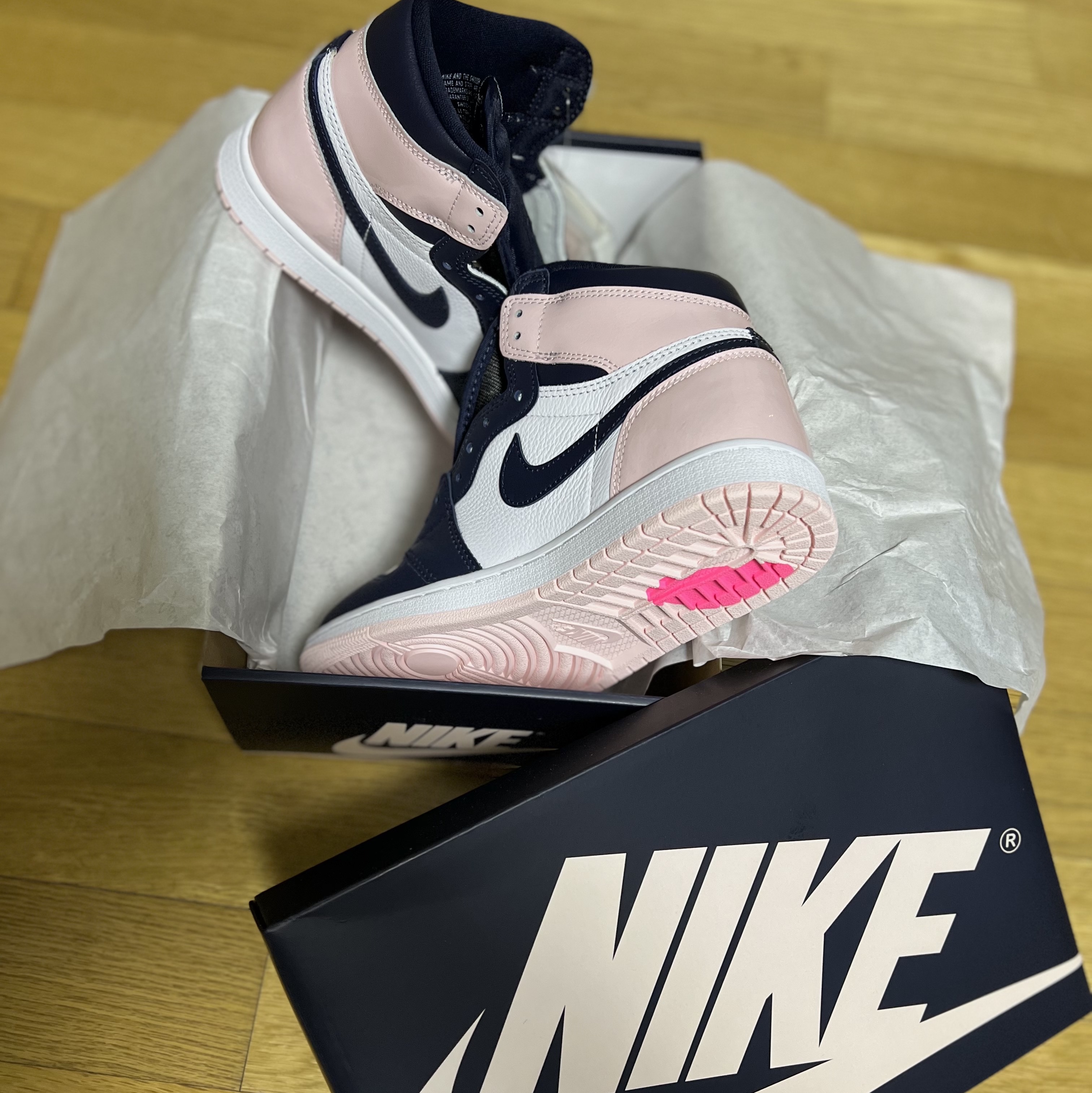 (W) Jordan 1 Retro High OG Atmosphere 착용 스타일