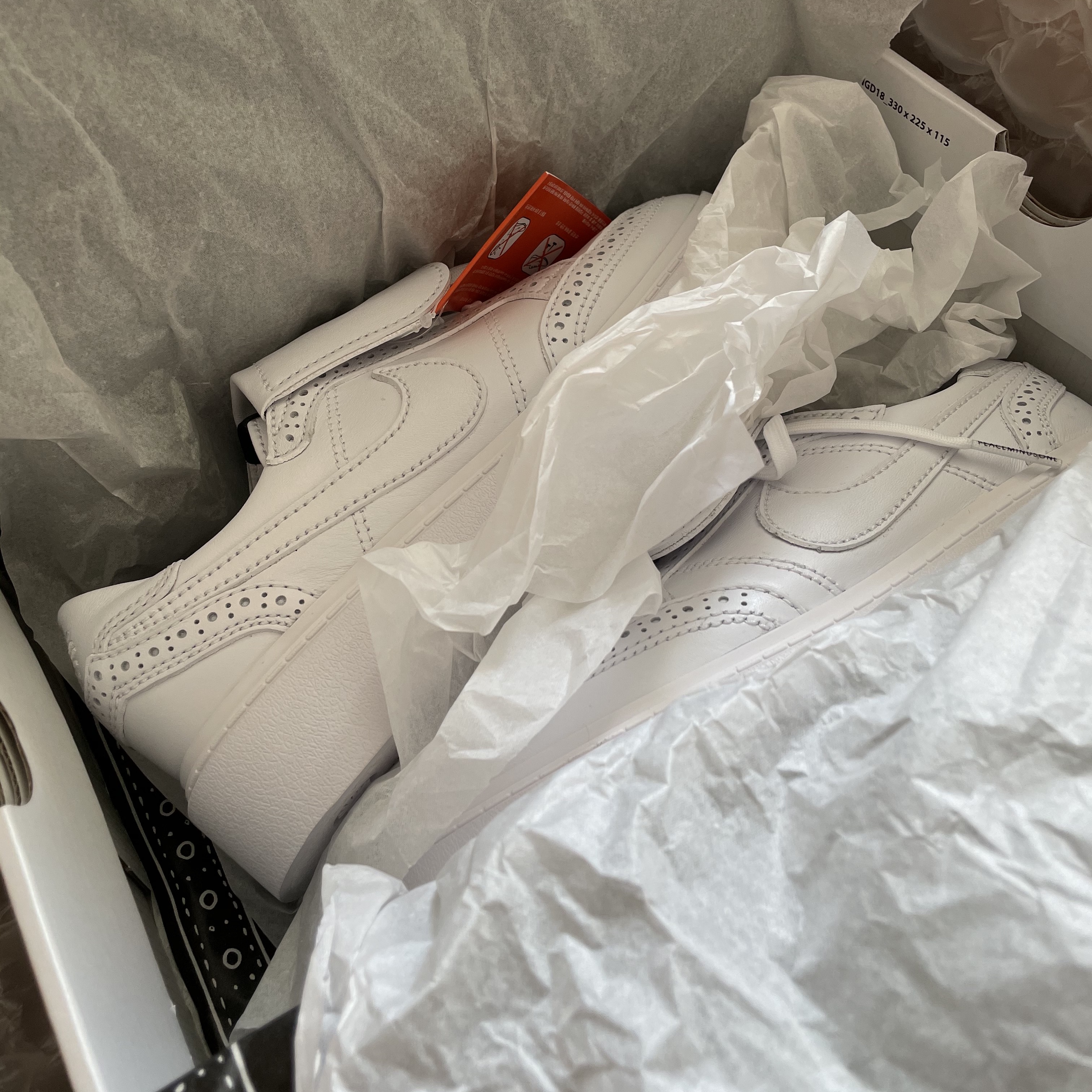 Nike x Peaceminusone Kwondo1 White 착용 스타일 - 3