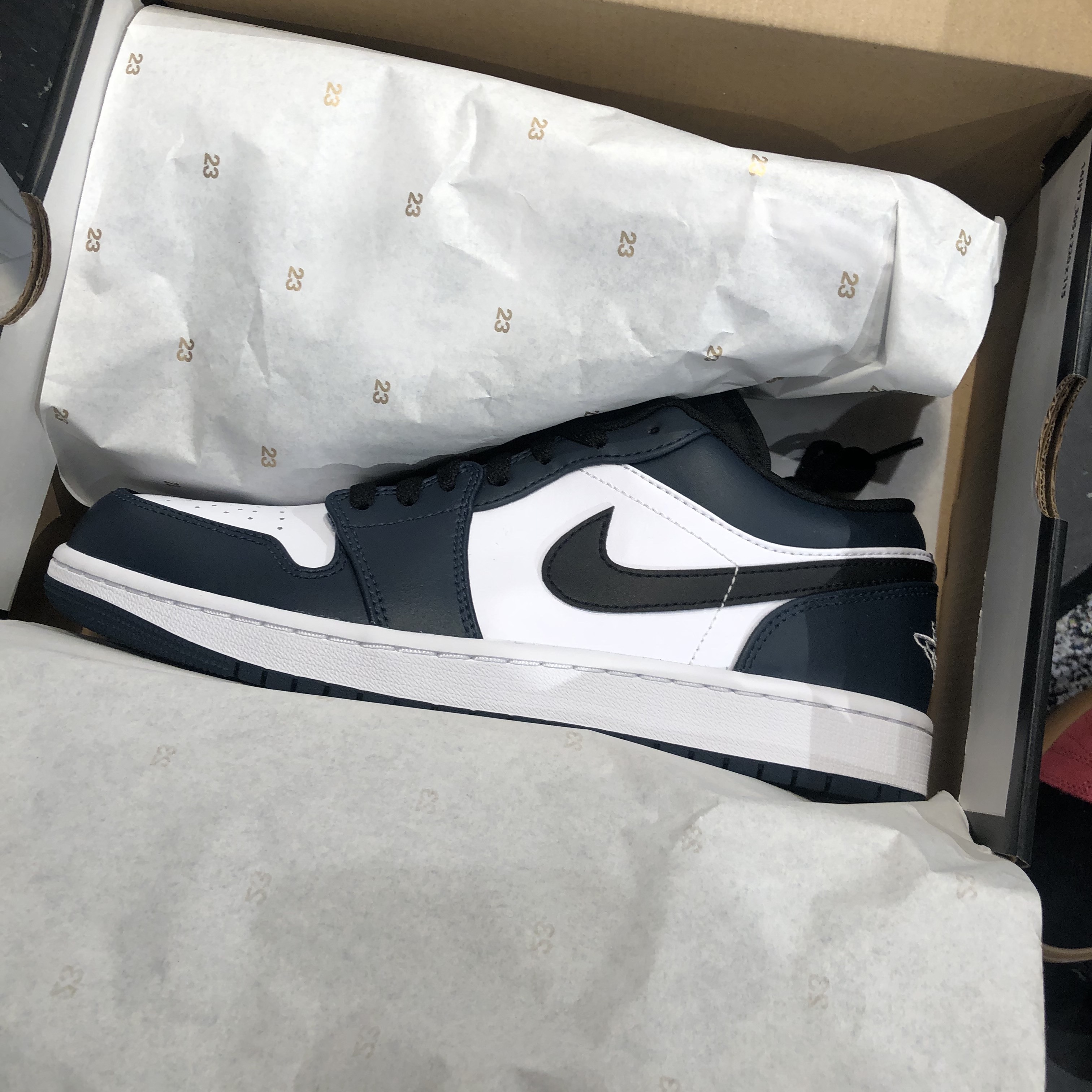 Jordan 1 Low Dark Teal, The North Face 1996 Novelty Nuptse Jacket Dark Navy 착용 스타일 - 4