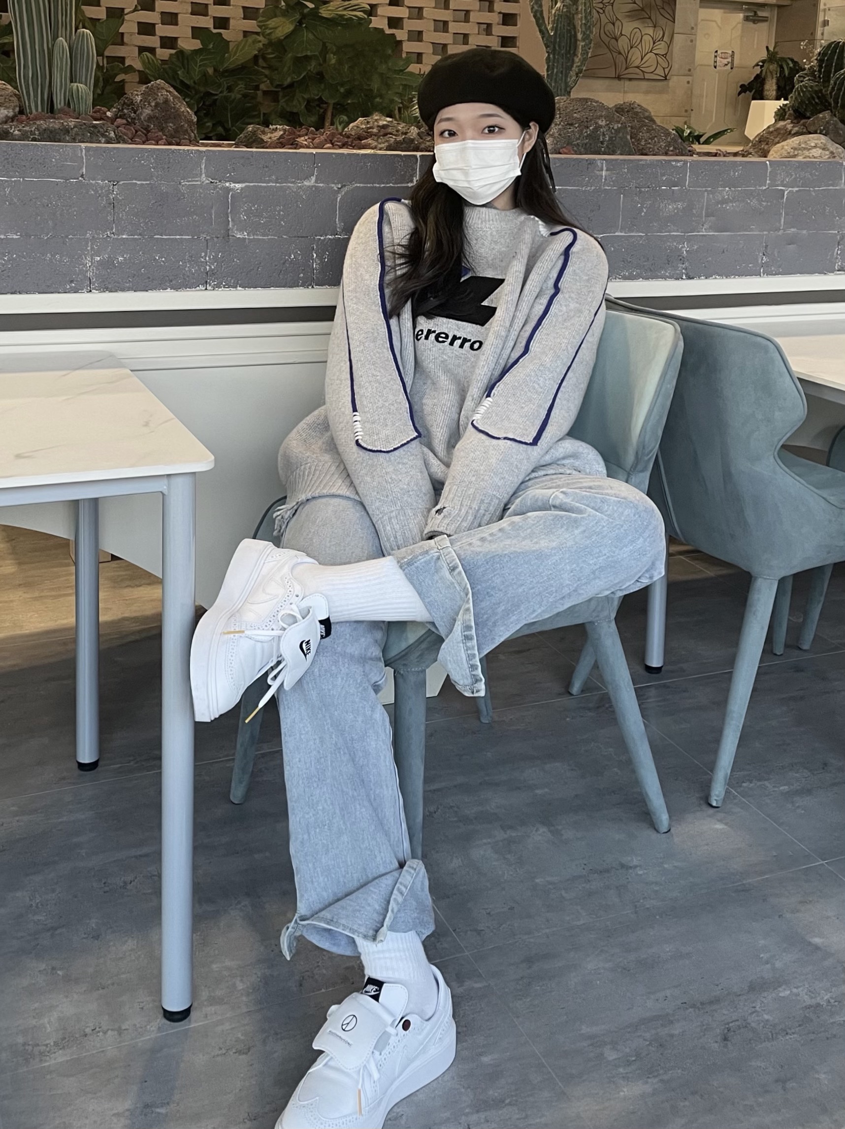 Nike x Peaceminusone Kwondo1 White, Zara x Ader Error Oversize Sweater Grey 착용 스타일