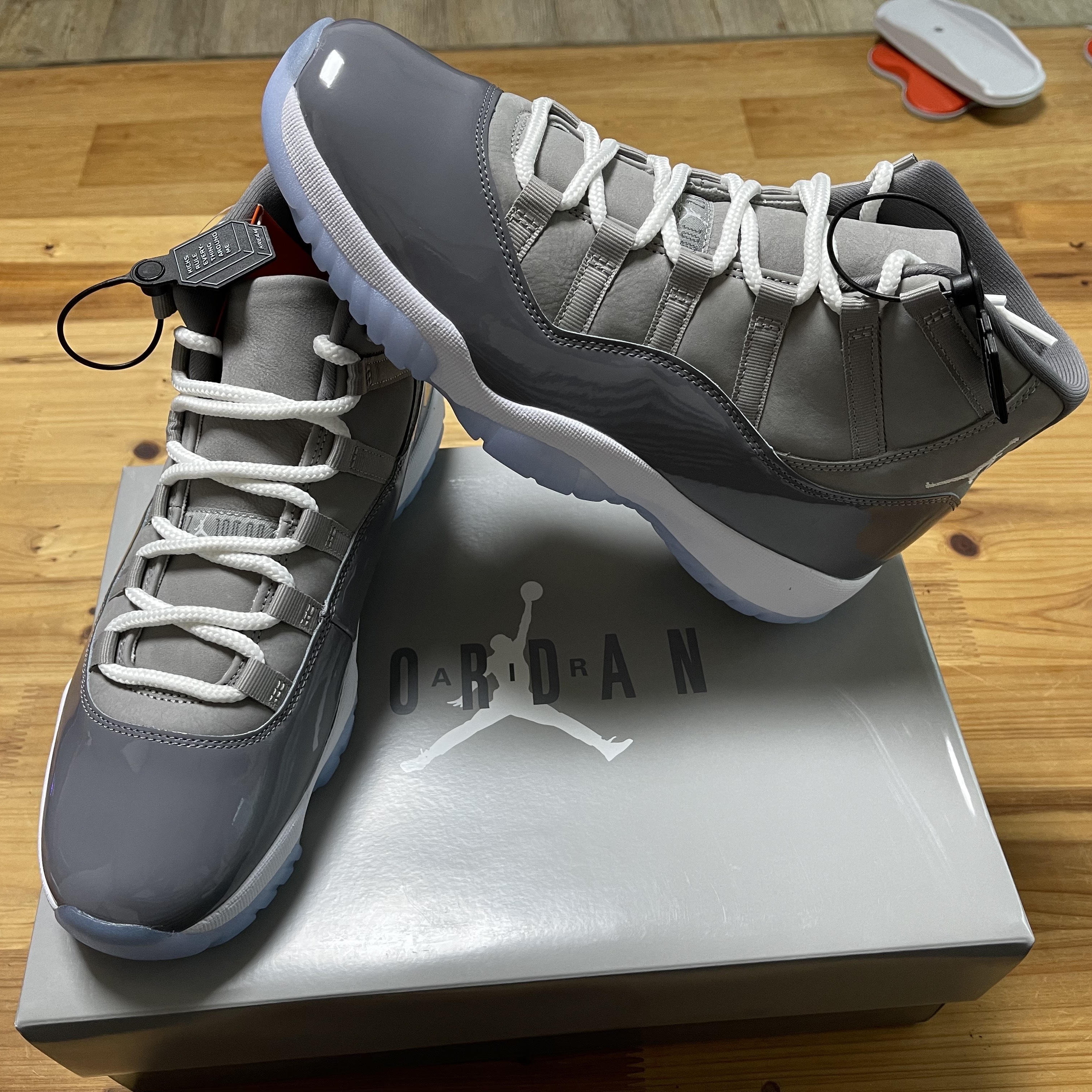 Jordan 11 Retro Cool Grey 2021 착용 스타일 - 1