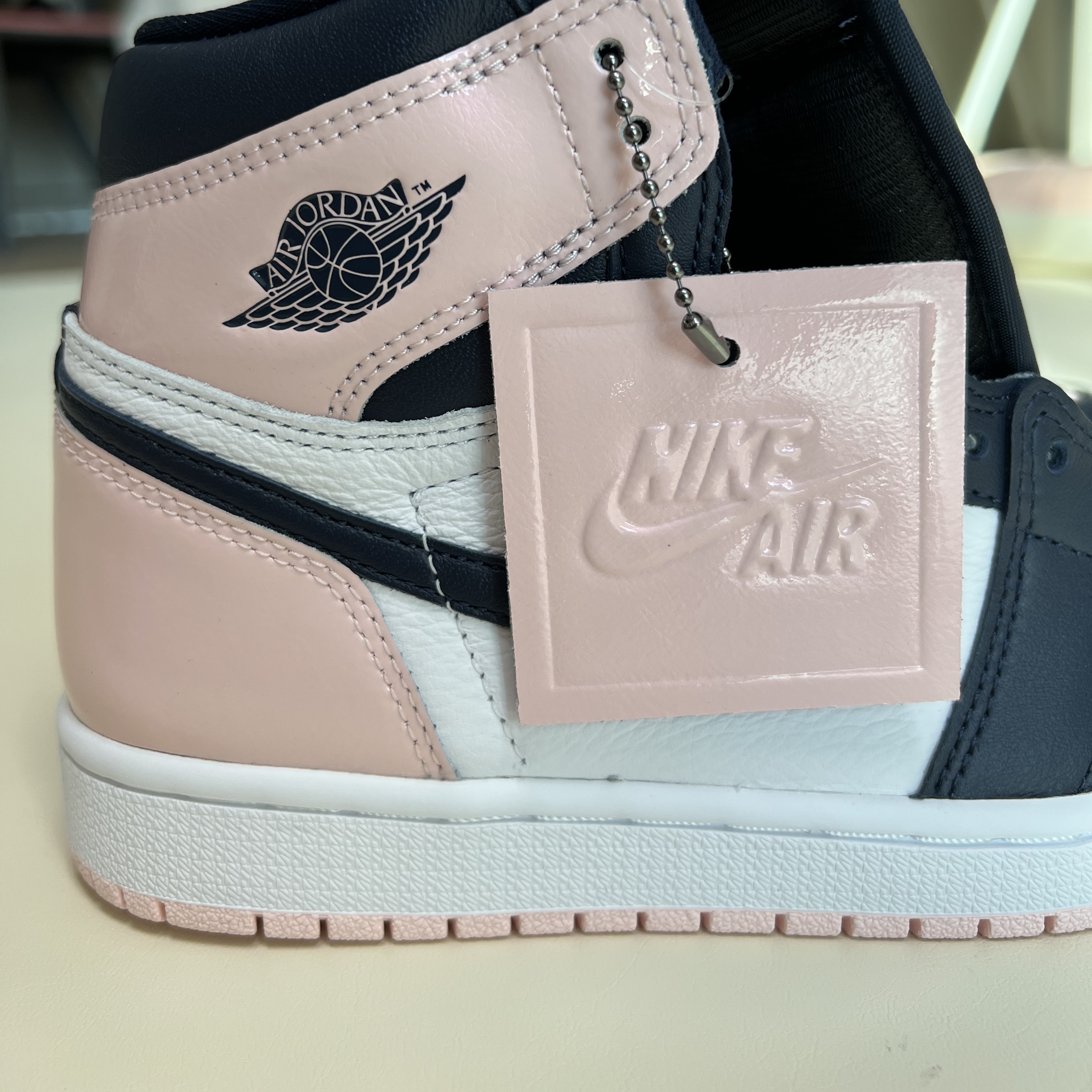 (W) Jordan 1 Retro High OG Atmosphere 착용 스타일 - 3