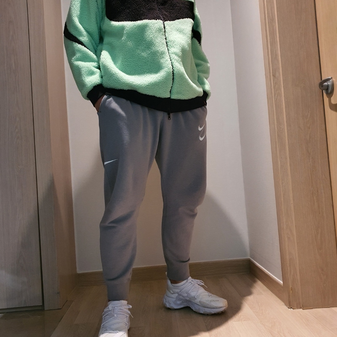 Nike x Undercover React Presto White, Nike Big Swoosh Full Zip Jacket Green Black 착용 스타일