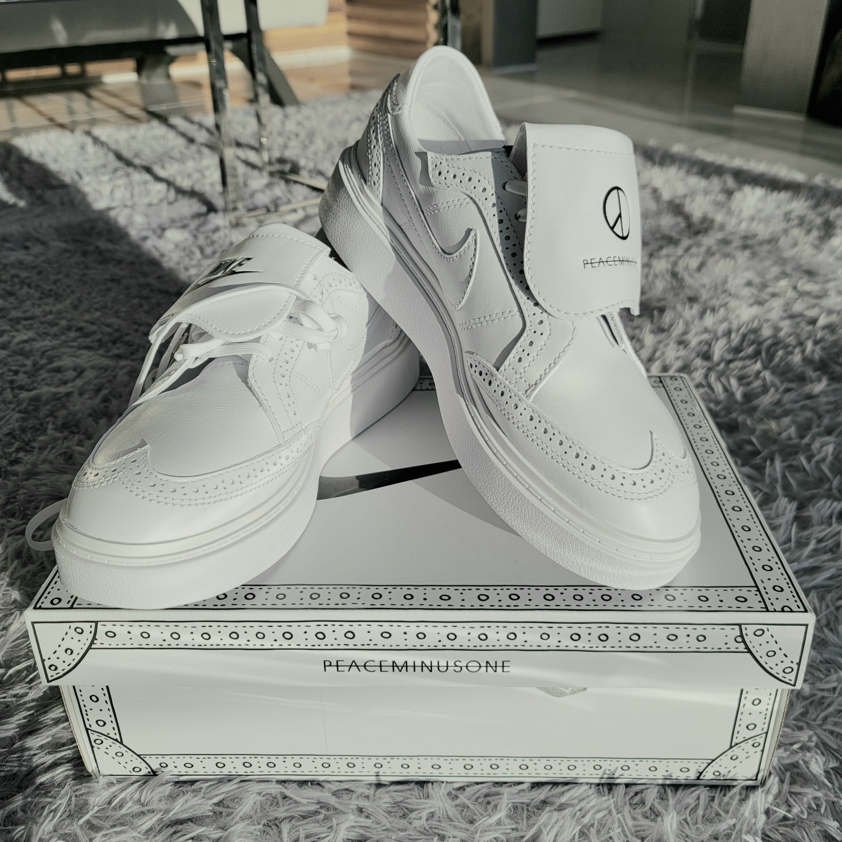 Nike x Peaceminusone Kwondo1 White 착용 스타일 - 1