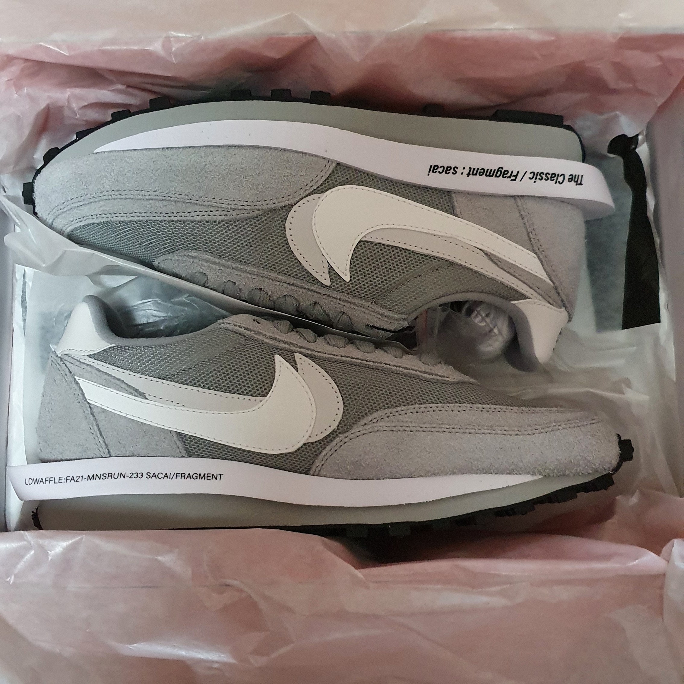 Nike x Sacai x Fragment LDWaffle Light Smoke Grey 착용 스타일
