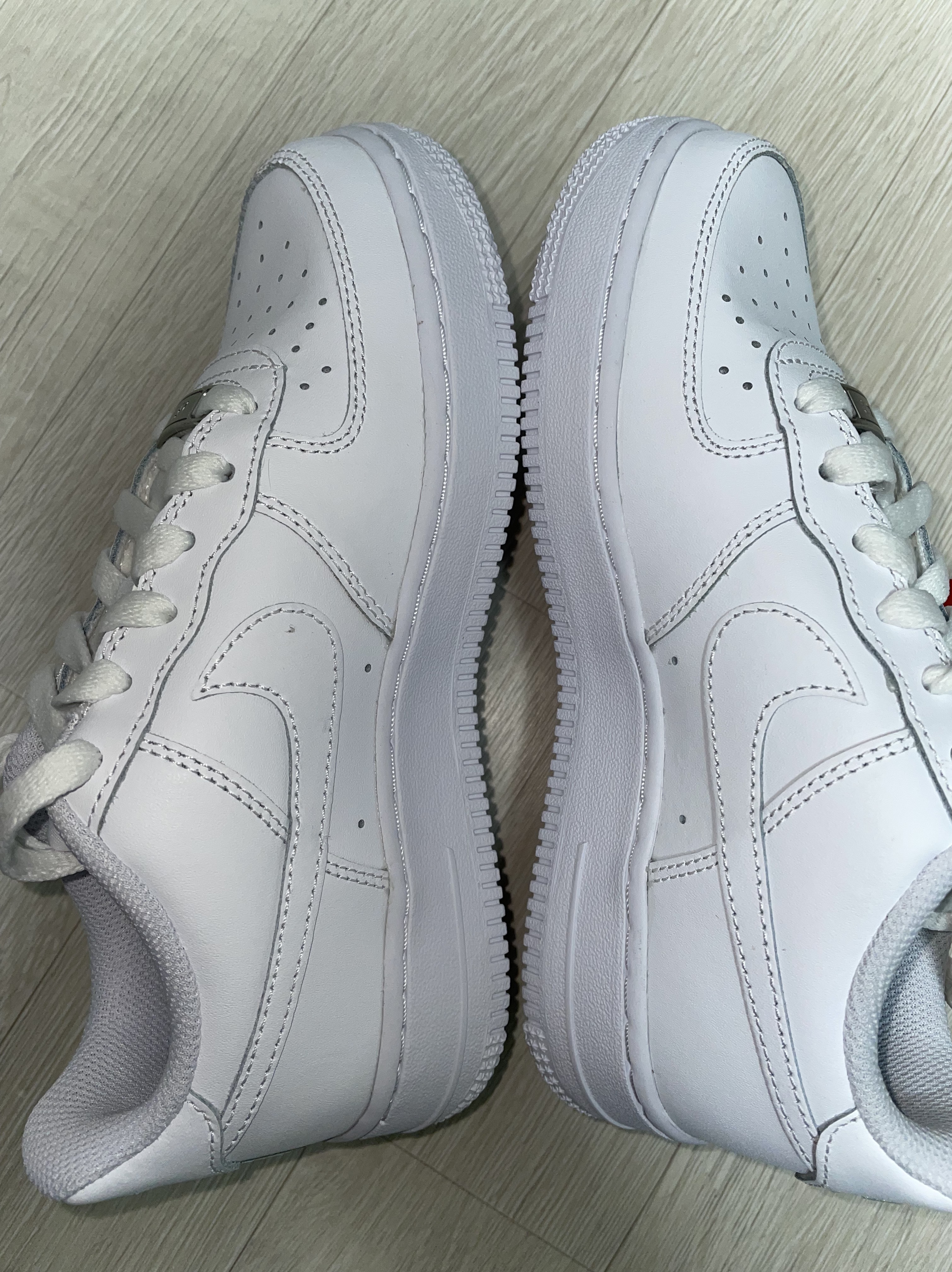 Nike Air Force 1 '07 Low White, (W) Nike Air Force 1 '07 Low White 착용 스타일