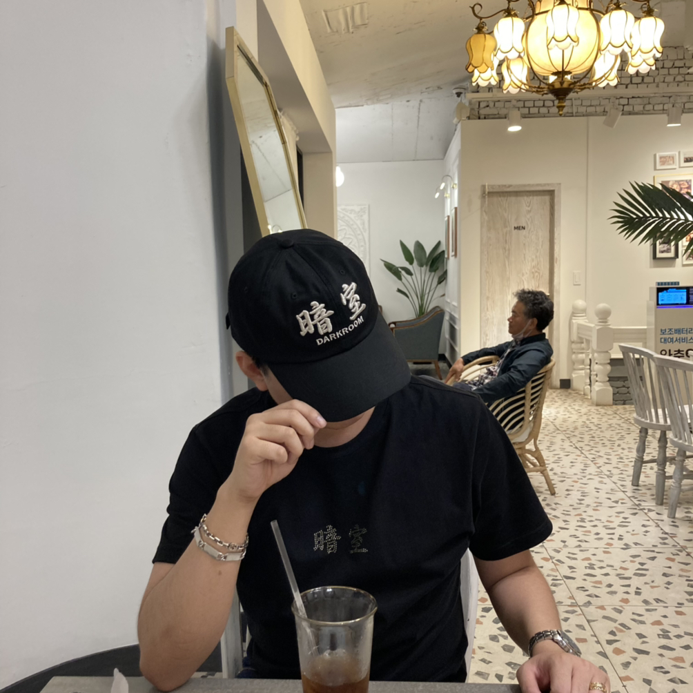 KREAM 프로필 이미지