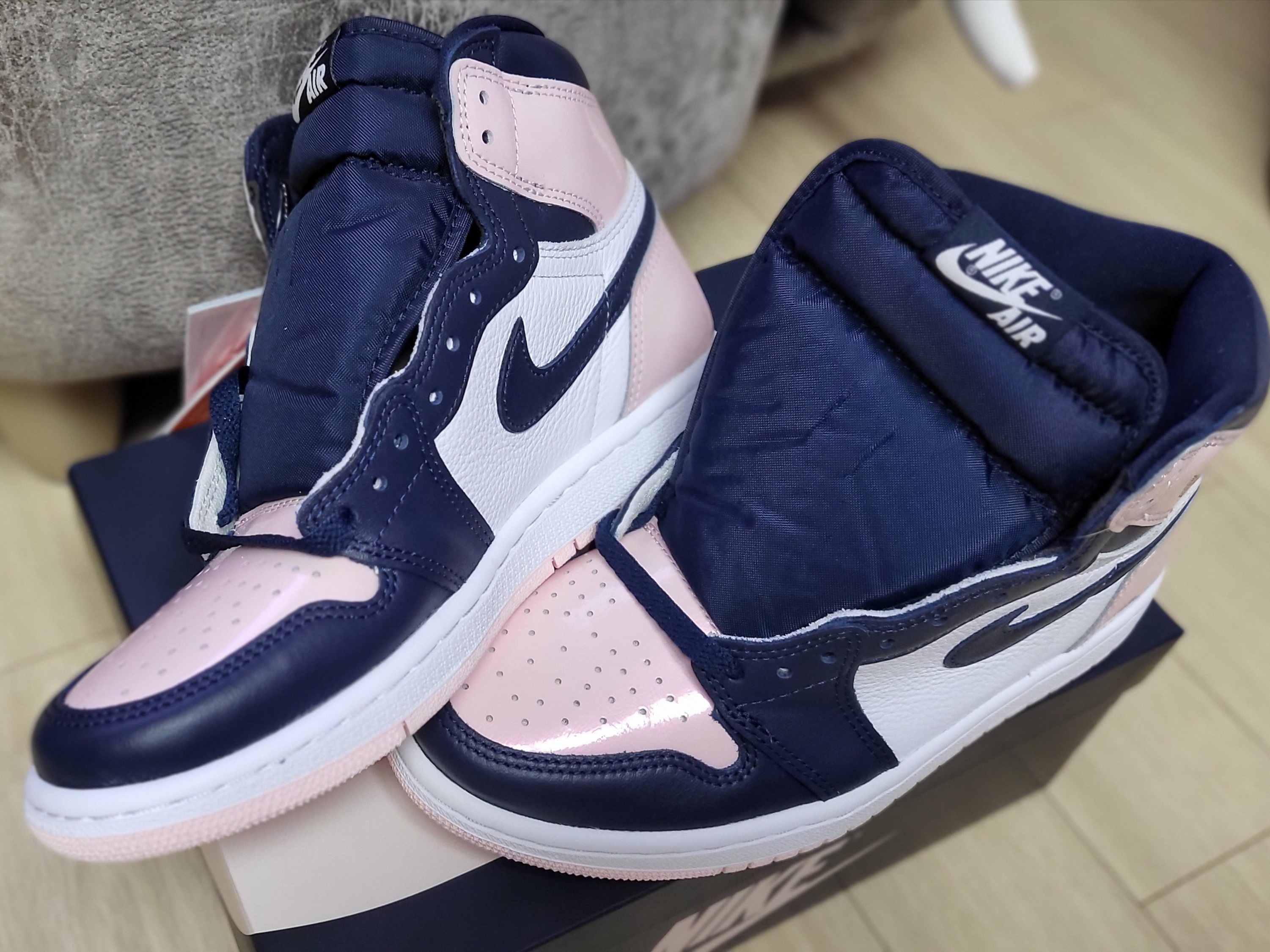 (W) Jordan 1 Retro High OG Atmosphere 착용 스타일 - 3