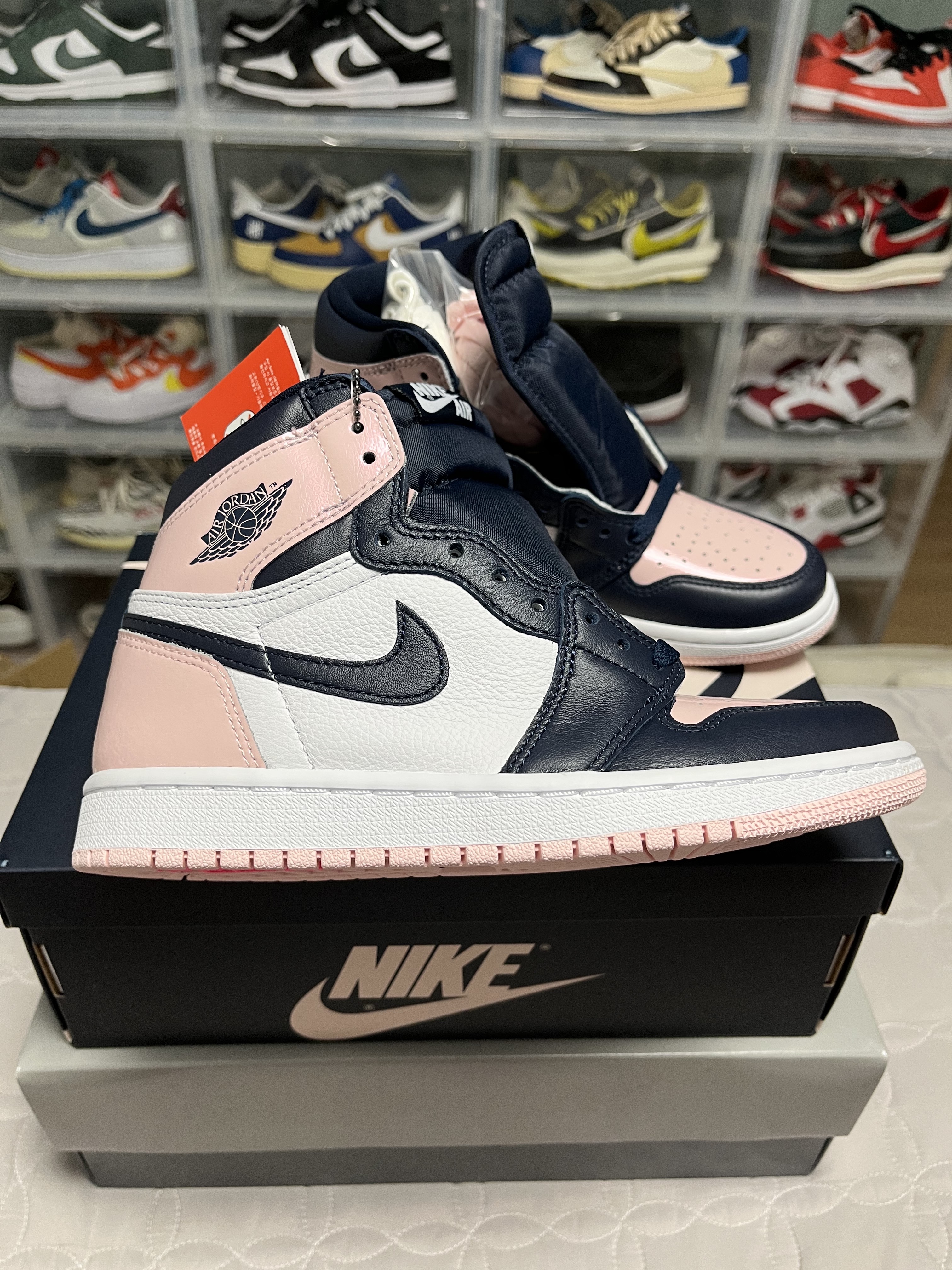 (W) Jordan 1 Retro High OG Atmosphere 착용 스타일 - 1