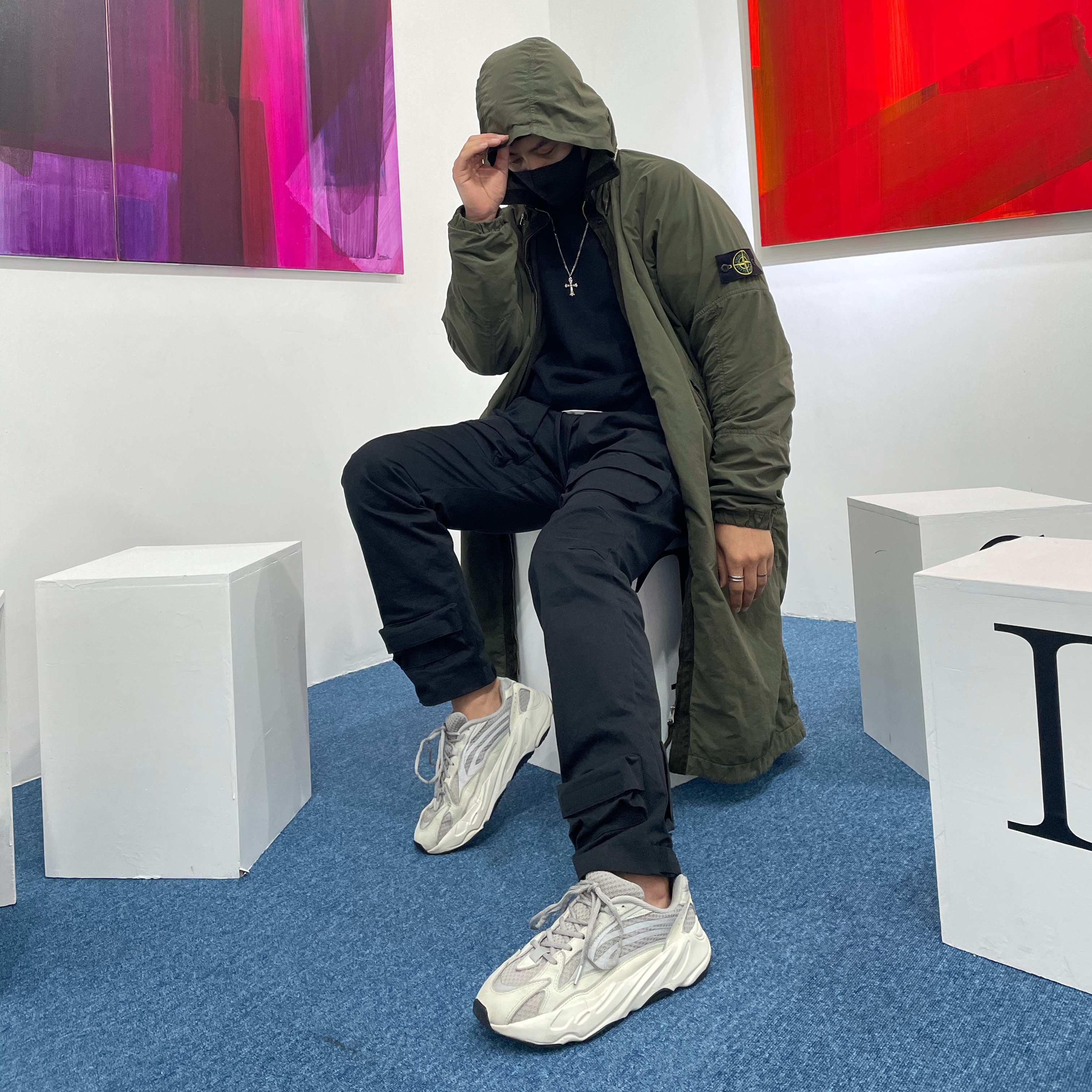 Adidas Yeezy Boost 700 V2 Static 2018 착용 스타일
