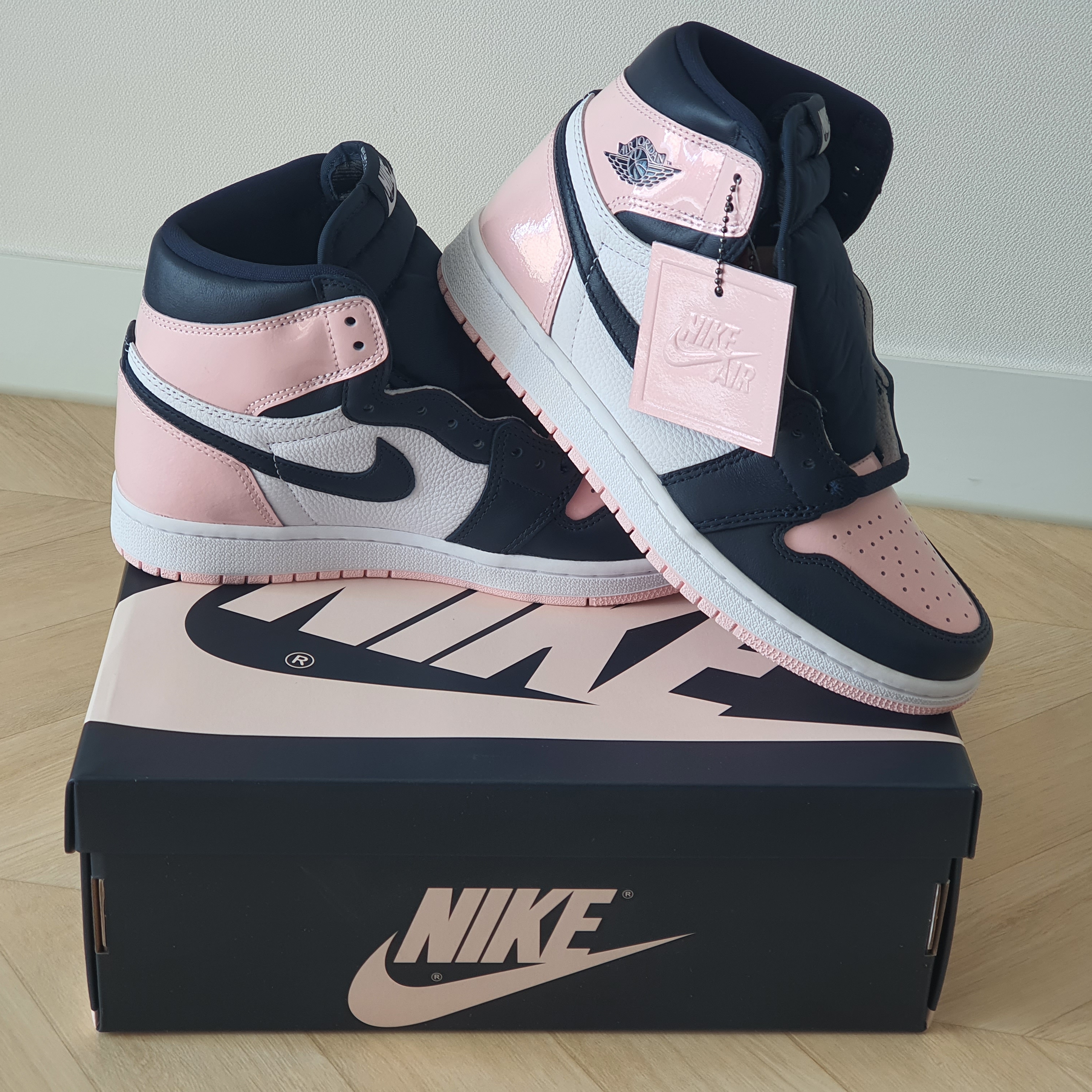 (W) Jordan 1 Retro High OG Atmosphere 착용 스타일