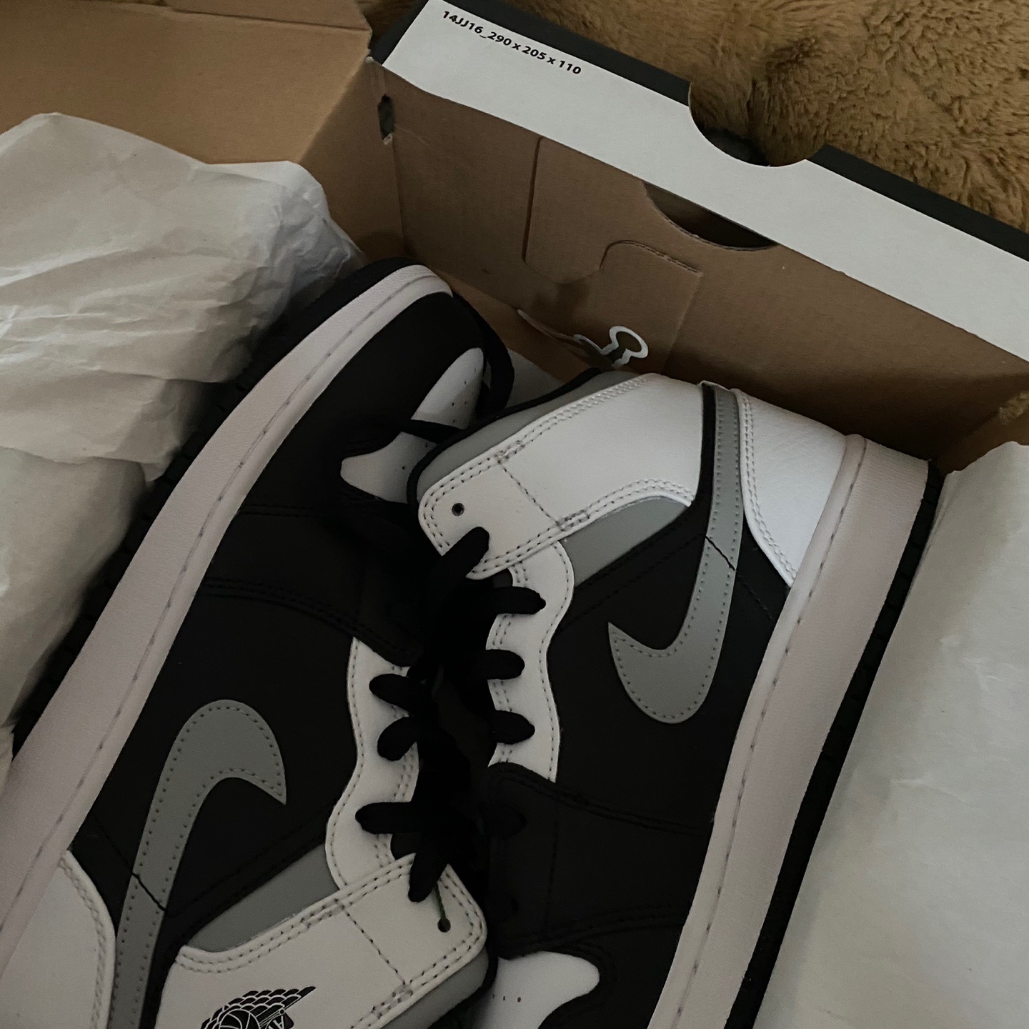 (GS) Jordan 1 Mid White Shadow 착용 스타일
