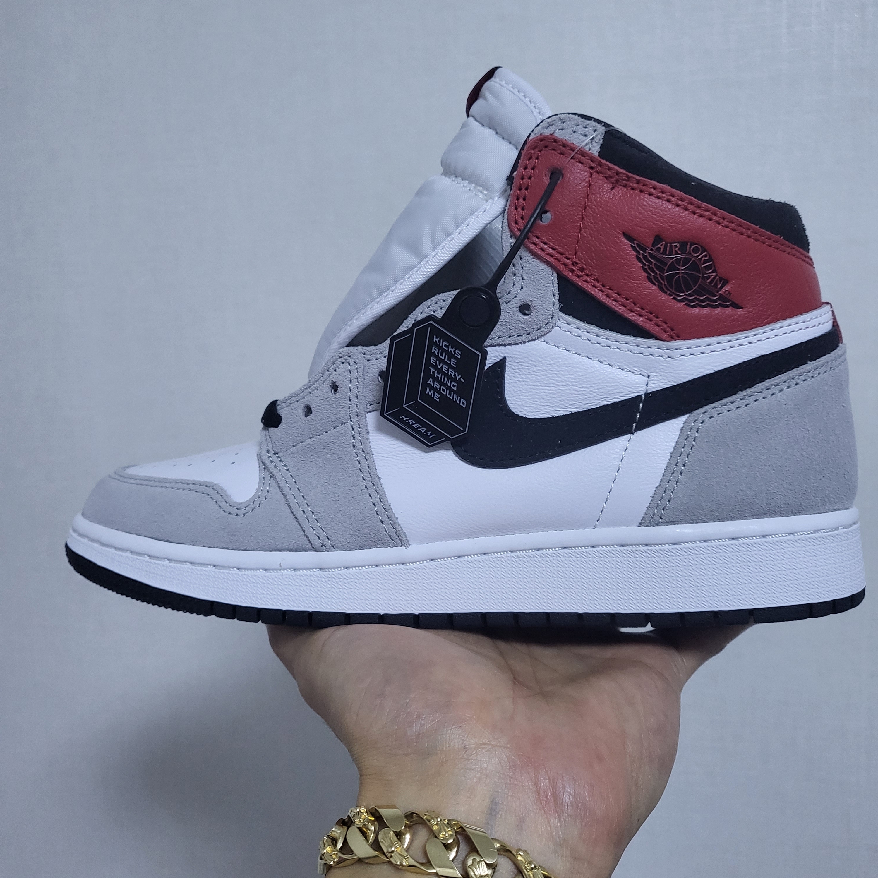 (GS) Jordan 1 Retro High OG Light Smoke Grey 착용 스타일