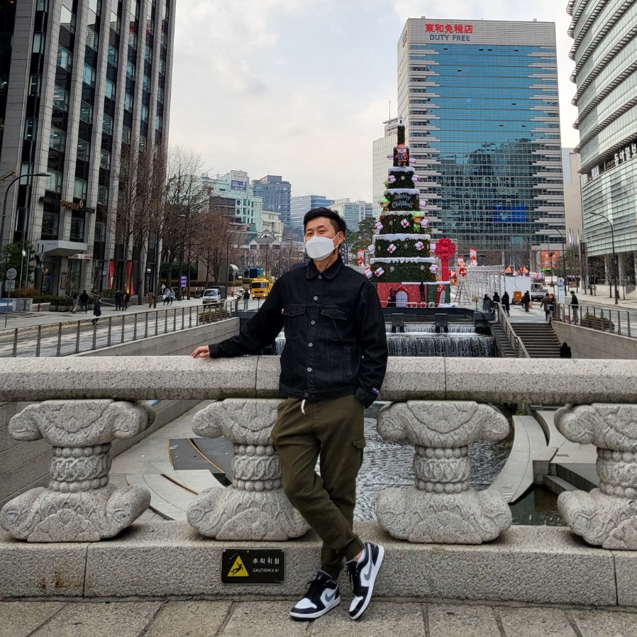 Jordan 1 Low Black Particle Grey 착용 스타일