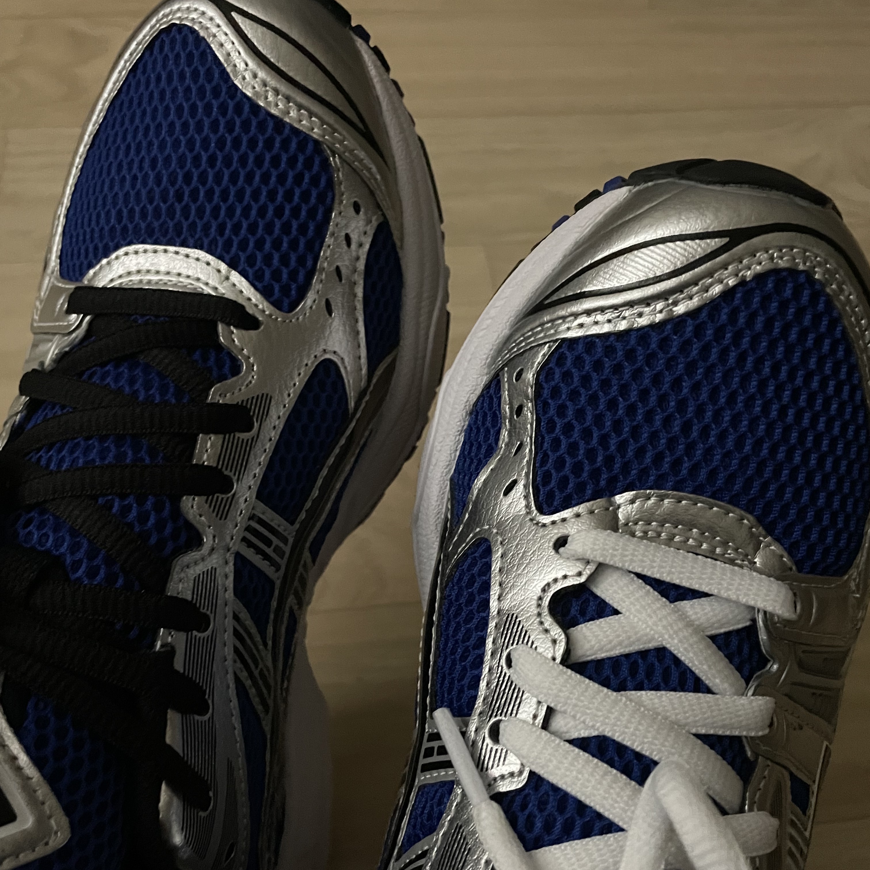 Asics Gel-Kayano 14 Monaco Blue Black 착용 스타일