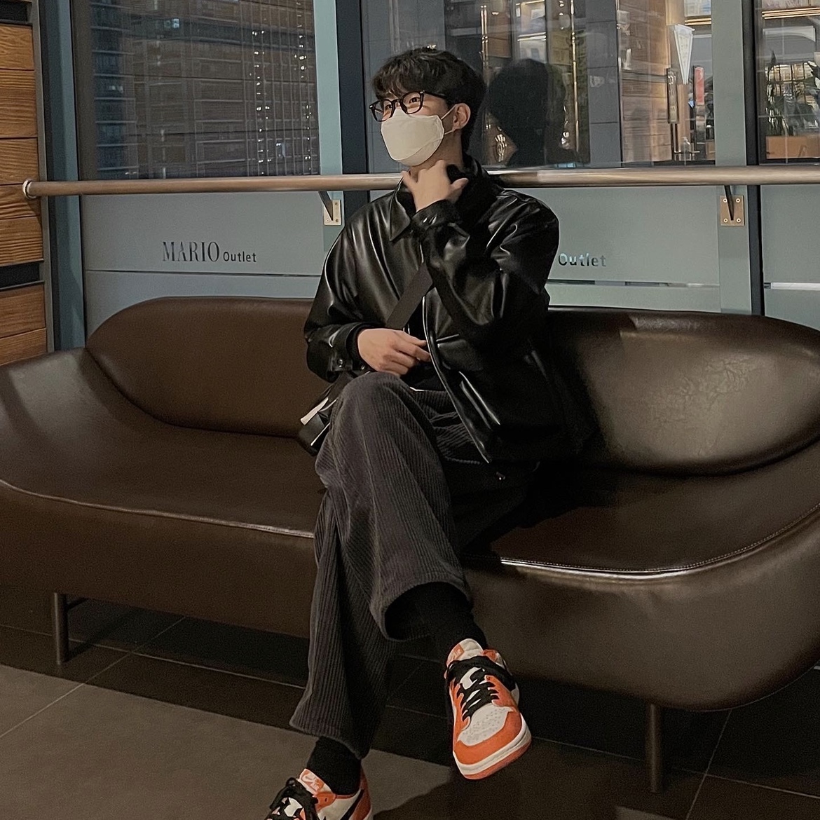Jordan 1 Low OG Starfish 착용 스타일 - 1