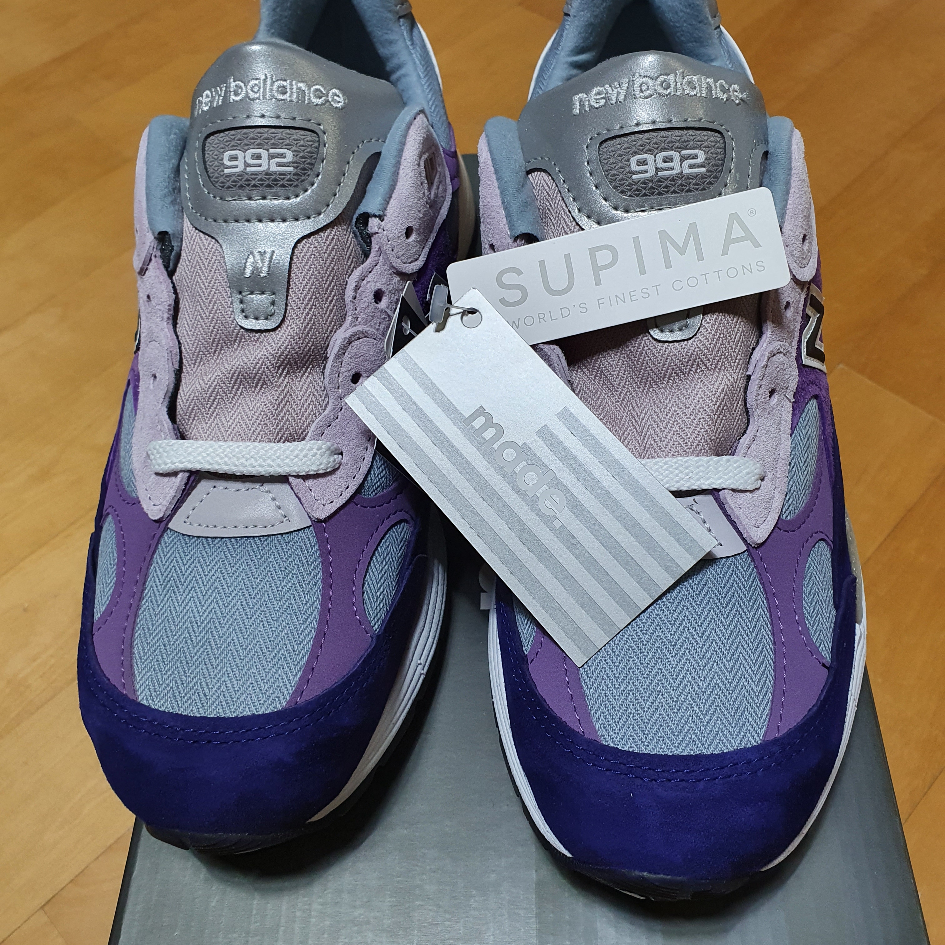 New Balance 992 Made in USA Purple Grey 착용 스타일 - 2